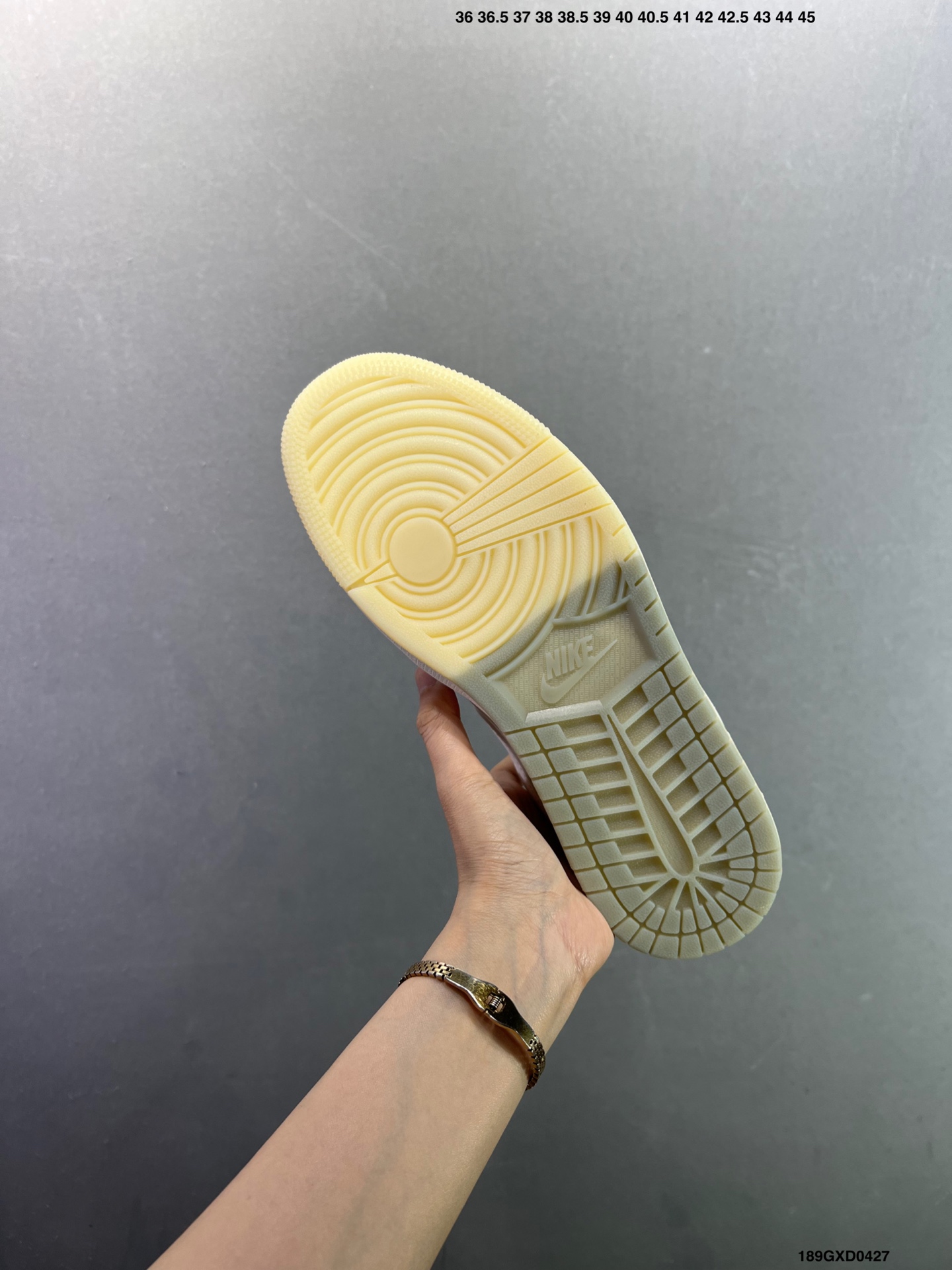 Nike Air Jordan 1 Low 定制配色 定制AJ联名-高端定制 低帮复古文化板鞋 QG1988-012-Top High Quatity Cheap Sneakers Fashion Clothing Clothes Bags handbags Shoes of all Brand wholesale With The best Quality And Beautiful Price from China Factory Chinese suppliers wholesaler seller Nike Air Jordan 1 Low 定制配色 定制AJ联名-高端定制 低帮复古文化板鞋 QG1988-012