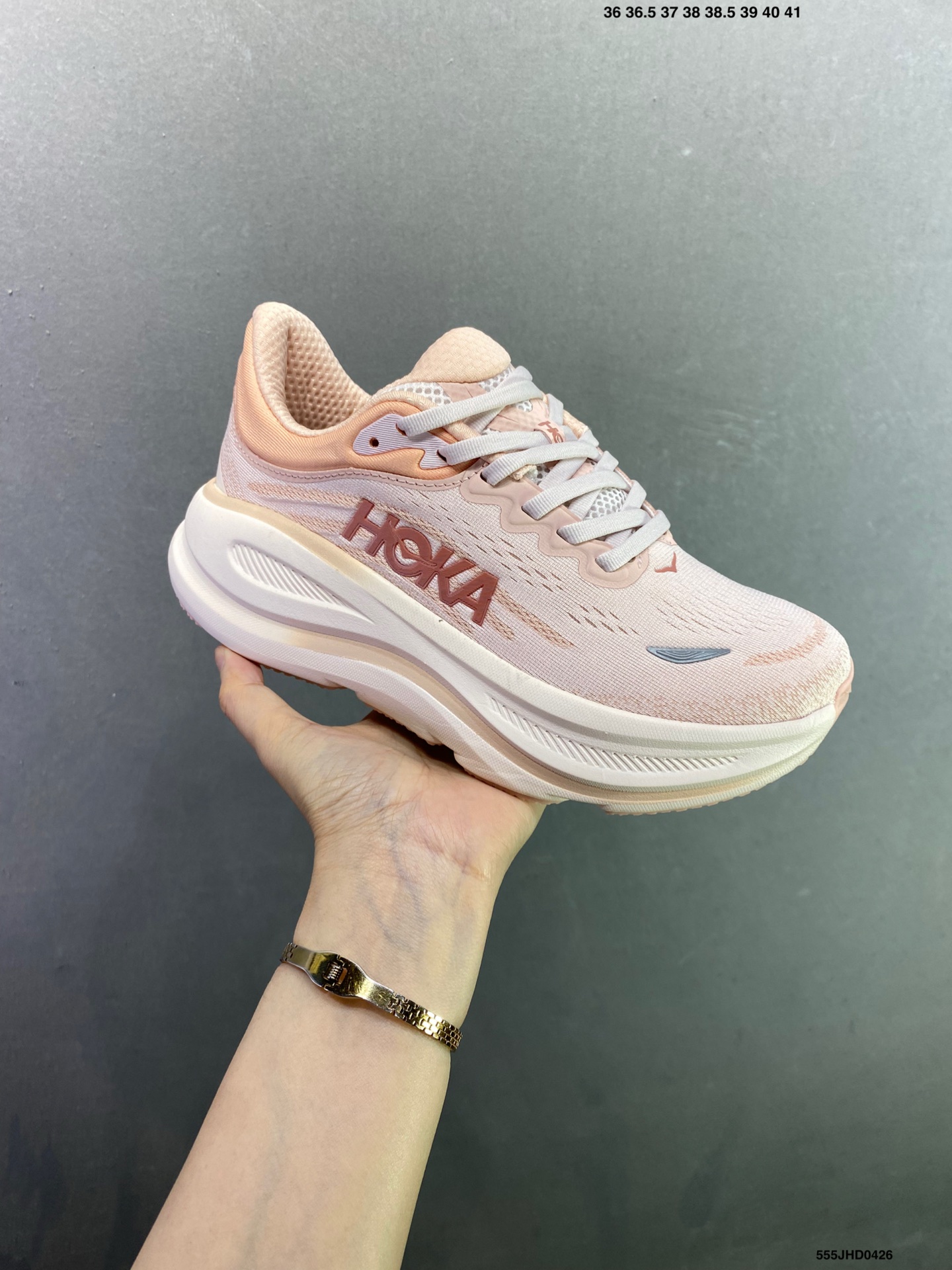 HOKA ONE ONE Bondi 9 复古舒适防滑耐磨低帮山地户外跑步鞋 1162012/AGH-Top High Quatity Cheap Sneakers Fashion Clothing Clothes Bags handbags Shoes of all Brand wholesale With The best Quality And Beautiful Price from China Factory Chinese suppliers wholesaler seller HOKA ONE ONE Bondi 9 复古舒适防滑耐磨低帮山地户外跑步鞋 1162012/AGH