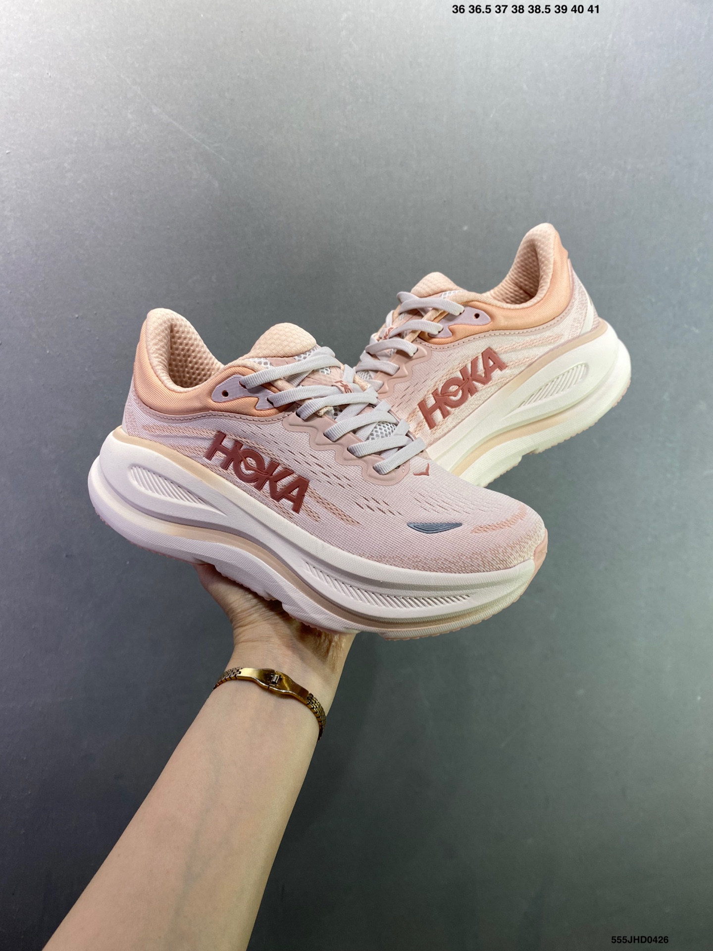 HOKA ONE ONE Bondi 9 复古舒适防滑耐磨低帮山地户外跑步鞋 1162012/AGH-Top High Quatity Cheap Sneakers Fashion Clothing Clothes Bags handbags Shoes of all Brand wholesale With The best Quality And Beautiful Price from China Factory Chinese suppliers wholesaler seller HOKA ONE ONE Bondi 9 复古舒适防滑耐磨低帮山地户外跑步鞋 1162012/AGH
