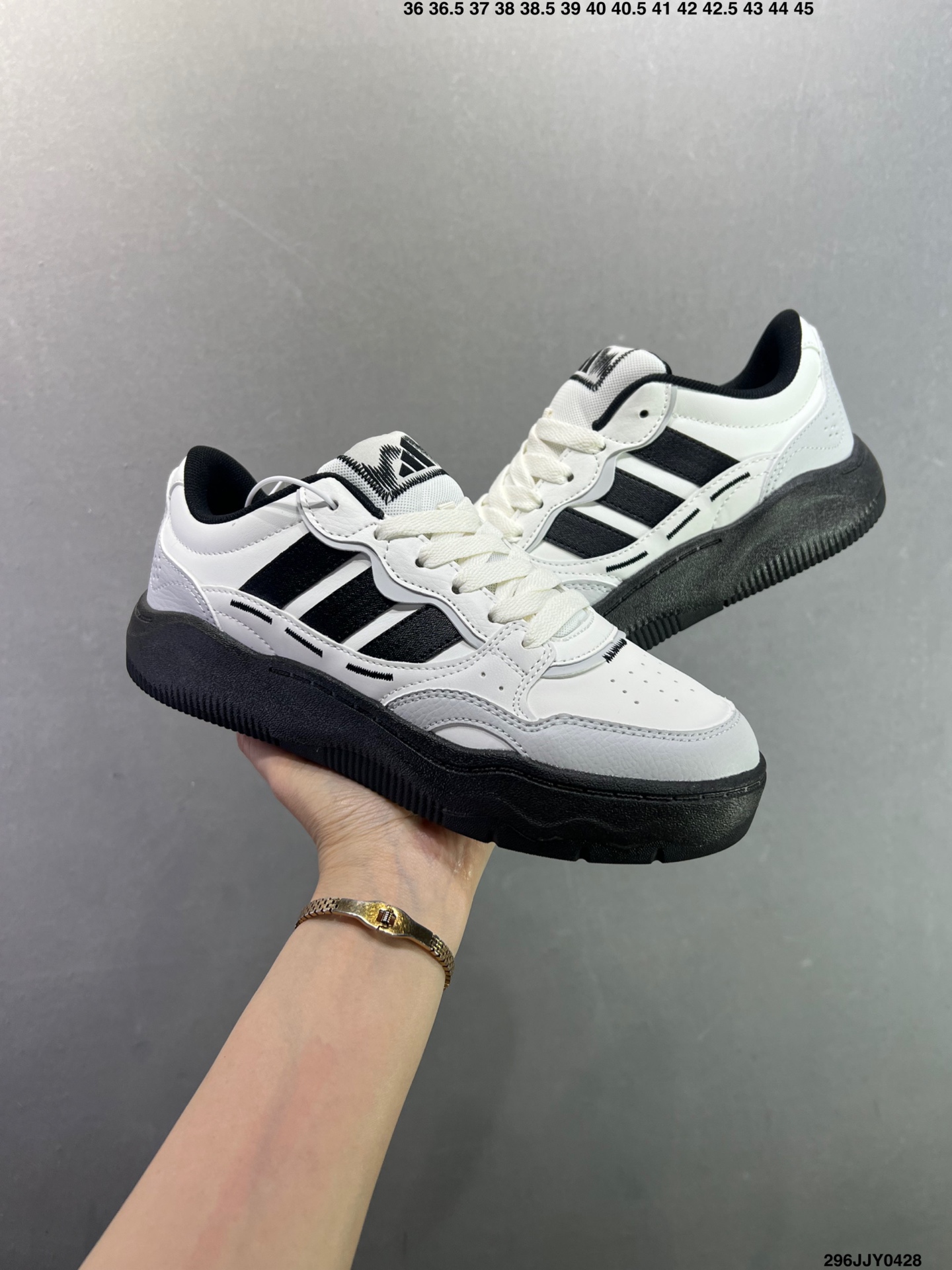 adidas LITE SHUFFLE 复合材质 舒适贴合系带 板鞋 KH9028-Top High Quatity Cheap Sneakers Fashion Clothing Clothes Bags handbags Shoes of all Brand wholesale With The best Quality And Beautiful Price from China Factory Chinese suppliers wholesaler seller adidas LITE SHUFFLE 复合材质 舒适贴合系带 板鞋 KH9028