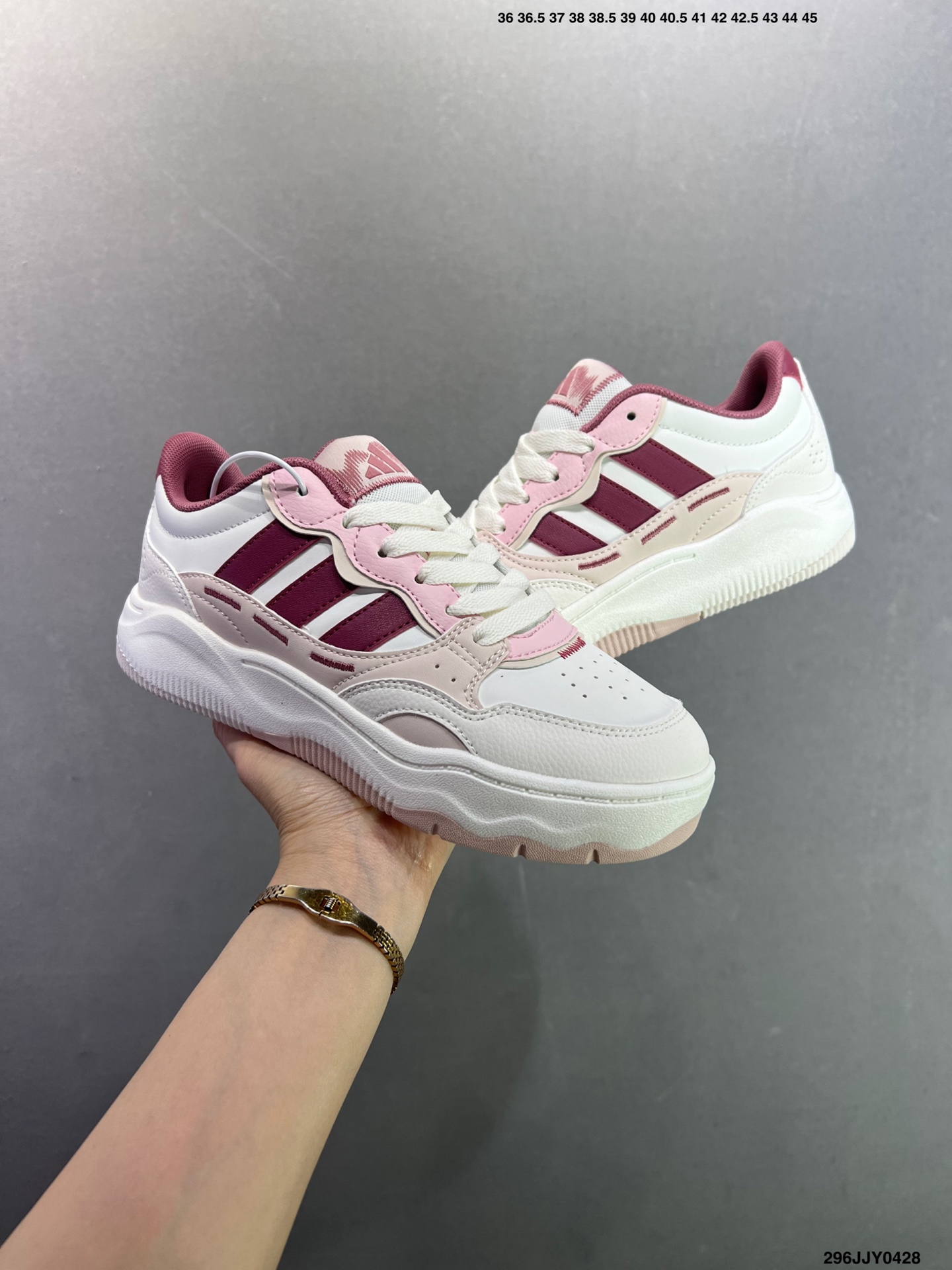 adidas LITE SHUFFLE 复合材质 舒适贴合系带 板鞋 KH9028-Top High Quatity Cheap Sneakers Fashion Clothing Clothes Bags handbags Shoes of all Brand wholesale With The best Quality And Beautiful Price from China Factory Chinese suppliers wholesaler seller adidas LITE SHUFFLE 复合材质 舒适贴合系带 板鞋 KH9028