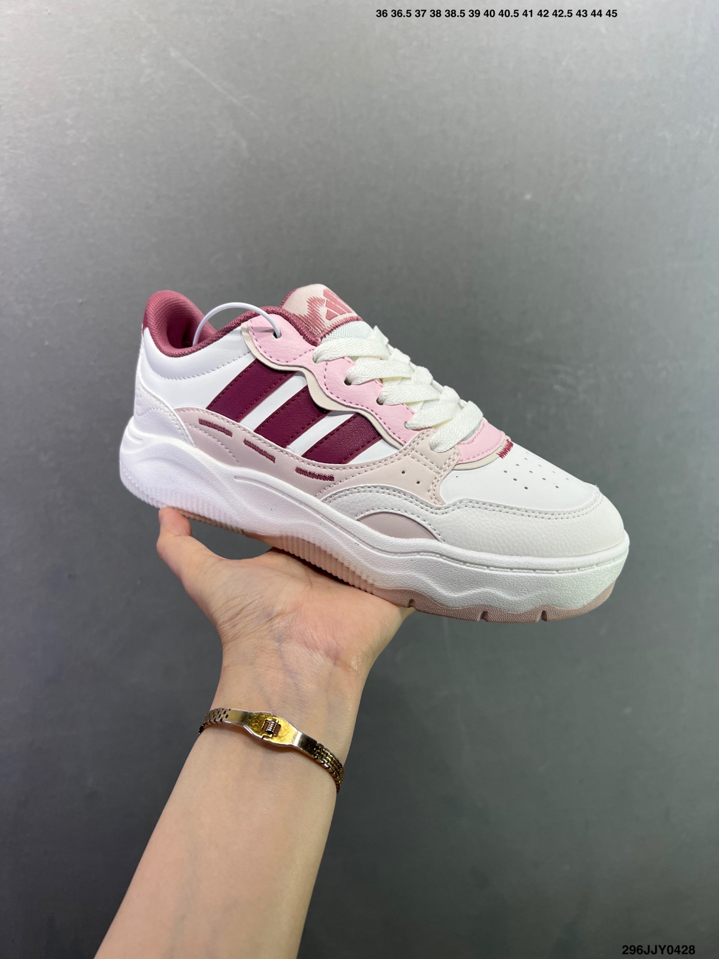 adidas LITE SHUFFLE 复合材质 舒适贴合系带 板鞋 KH9028-Top High Quatity Cheap Sneakers Fashion Clothing Clothes Bags handbags Shoes of all Brand wholesale With The best Quality And Beautiful Price from China Factory Chinese suppliers wholesaler seller adidas LITE SHUFFLE 复合材质 舒适贴合系带 板鞋 KH9028