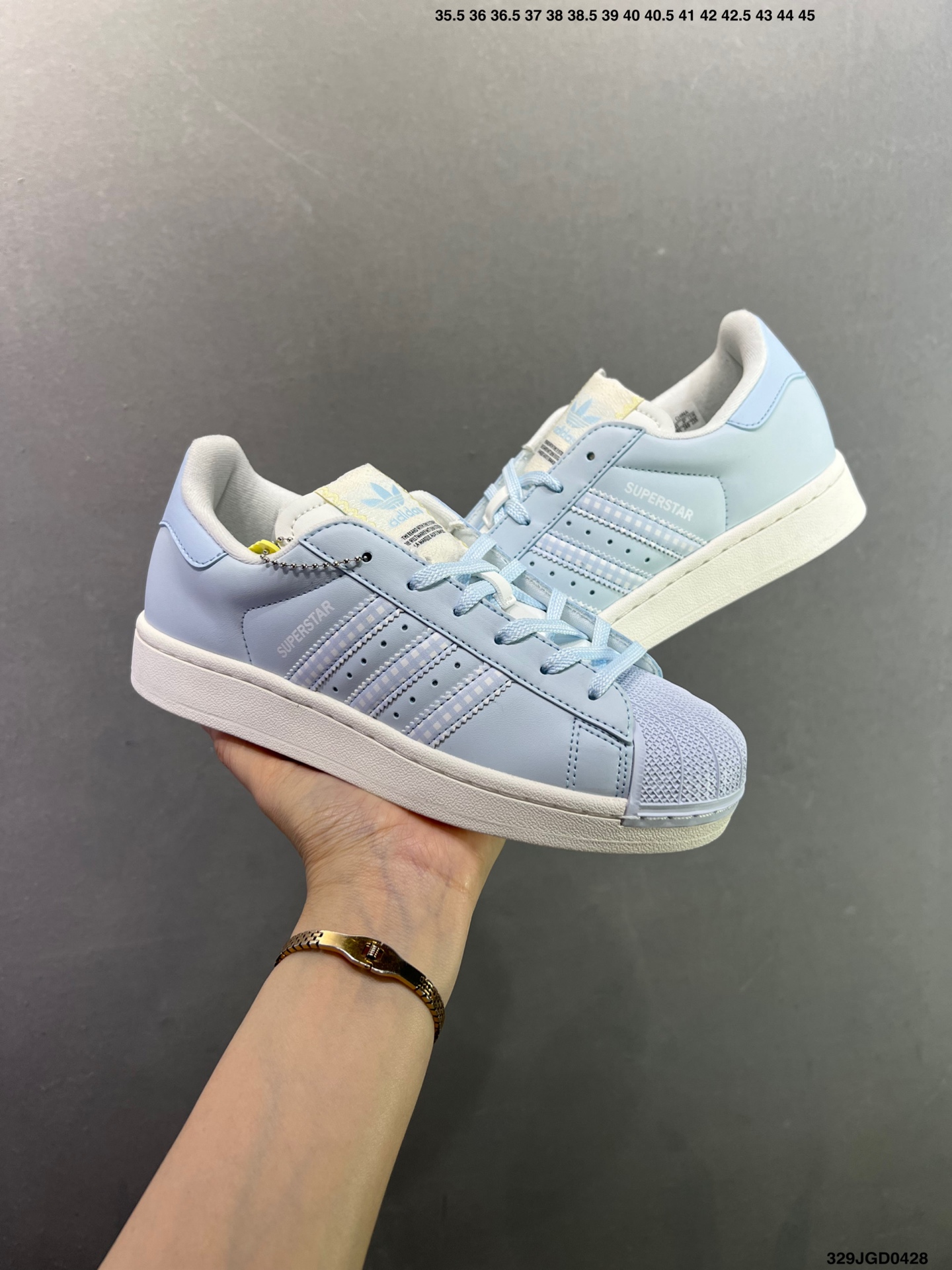 Adidas Originals Superstar贝壳头系列 阿迪达斯 三叶草低帮经典百搭休闲运动板鞋 HQ2646-Top High Quatity Cheap Sneakers Fashion Clothing Clothes Bags handbags Shoes of all Brand wholesale With The best Quality And Beautiful Price from China Factory Chinese suppliers wholesaler seller Adidas Originals Superstar贝壳头系列 阿迪达斯 三叶草低帮经典百搭休闲运动板鞋 HQ2646