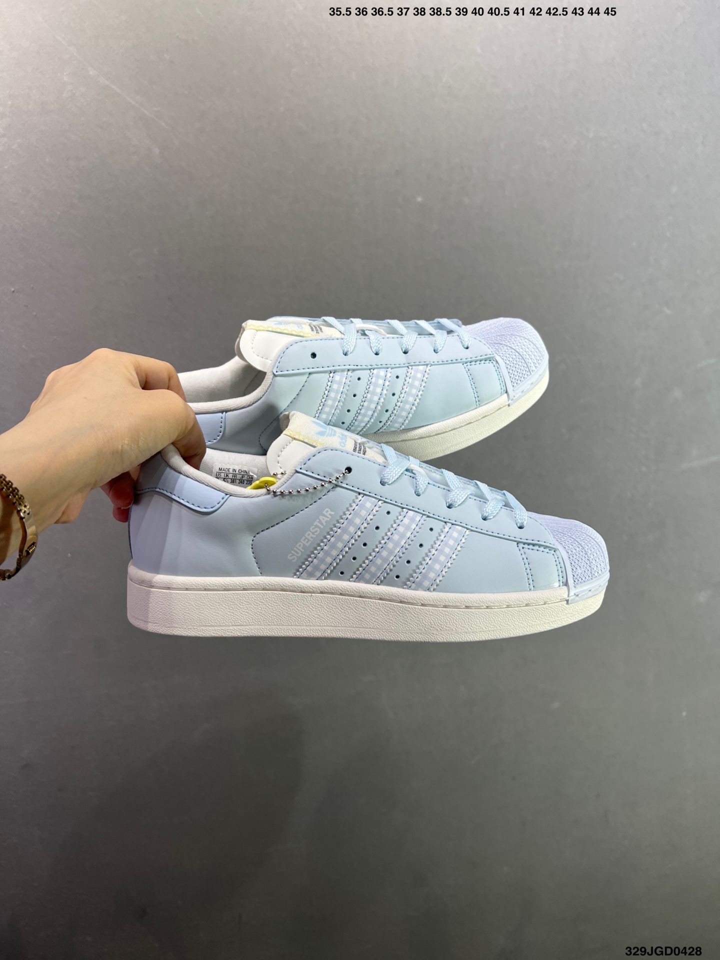 Adidas Originals Superstar贝壳头系列 阿迪达斯 三叶草低帮经典百搭休闲运动板鞋 HQ2646-Top High Quatity Cheap Sneakers Fashion Clothing Clothes Bags handbags Shoes of all Brand wholesale With The best Quality And Beautiful Price from China Factory Chinese suppliers wholesaler seller Adidas Originals Superstar贝壳头系列 阿迪达斯 三叶草低帮经典百搭休闲运动板鞋 HQ2646