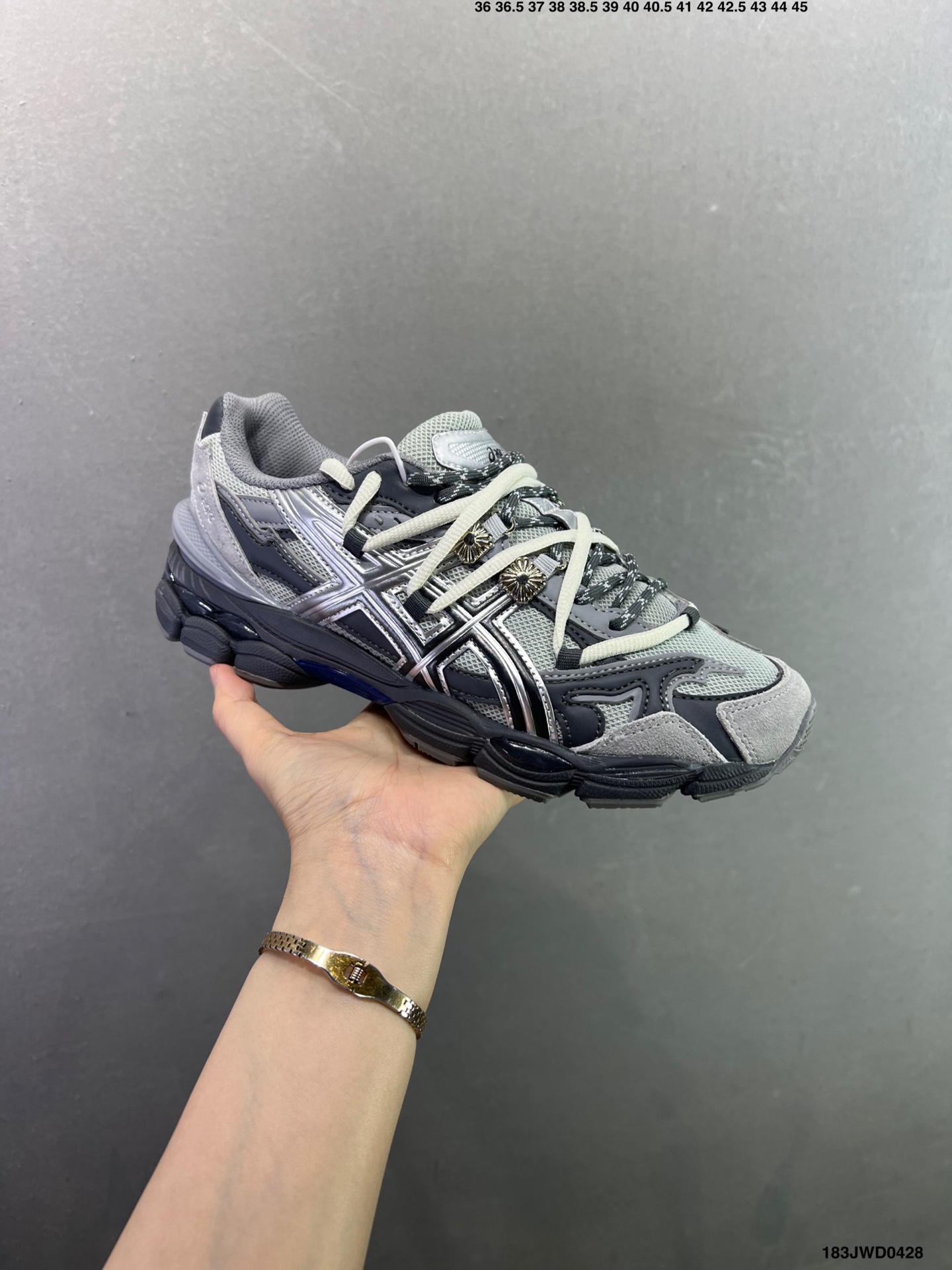 Asics Gel-CUMULUS 16 亚瑟士运动休闲透气专业跑鞋 1203A990-Top High Quatity Cheap Sneakers Fashion Clothing Clothes Bags handbags Shoes of all Brand wholesale With The best Quality And Beautiful Price from China Factory Chinese suppliers wholesaler seller Asics Gel-CUMULUS 16 亚瑟士运动休闲透气专业跑鞋 1203A990
