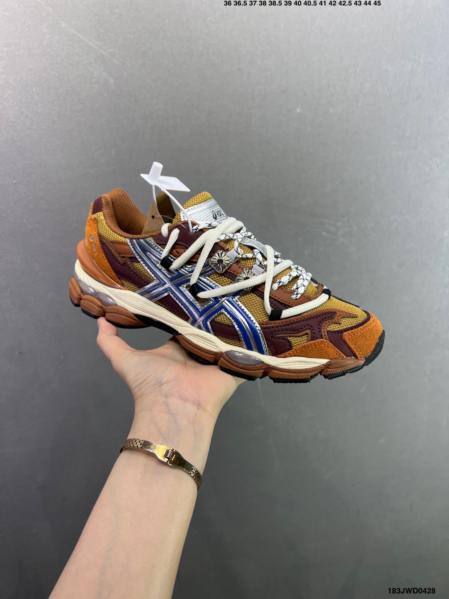 Asics Gel-CUMULUS 16 亚瑟士运动休闲透气专业跑鞋 1203A990-Top High Quatity Cheap Sneakers Fashion Clothing Clothes Bags handbags Shoes of all Brand wholesale With The best Quality And Beautiful Price from China Factory Chinese suppliers wholesaler seller Asics Gel-CUMULUS 16 亚瑟士运动休闲透气专业跑鞋 1203A990