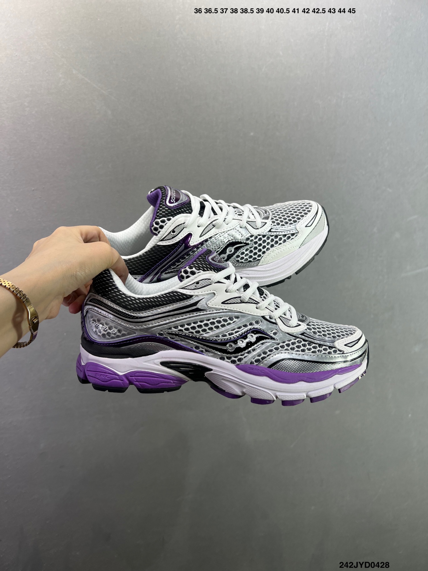 Saucony索康尼 Pro Grid Omni 9 全擎9 舒适柔软跑步鞋 S70739-16-Top High Quatity Cheap Sneakers Fashion Clothing Clothes Bags handbags Shoes of all Brand wholesale With The best Quality And Beautiful Price from China Factory Chinese suppliers wholesaler seller Saucony索康尼 Pro Grid Omni 9 全擎9 舒适柔软跑步鞋 S70739-16