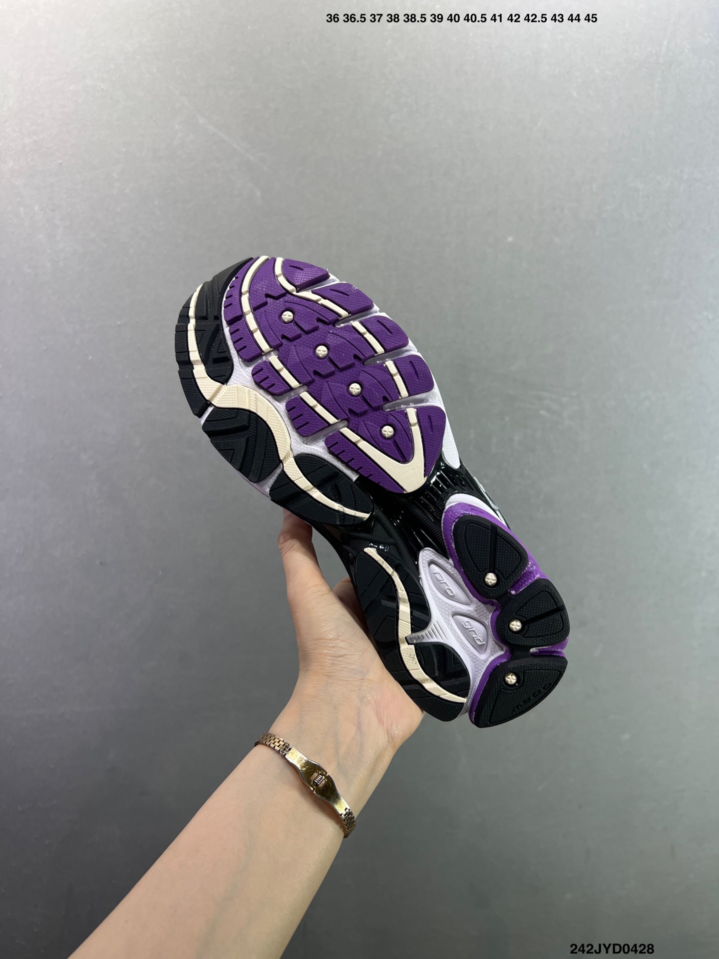 Saucony索康尼 Pro Grid Omni 9 全擎9 舒适柔软跑步鞋 S70739-16-Top High Quatity Cheap Sneakers Fashion Clothing Clothes Bags handbags Shoes of all Brand wholesale With The best Quality And Beautiful Price from China Factory Chinese suppliers wholesaler seller Saucony索康尼 Pro Grid Omni 9 全擎9 舒适柔软跑步鞋 S70739-16