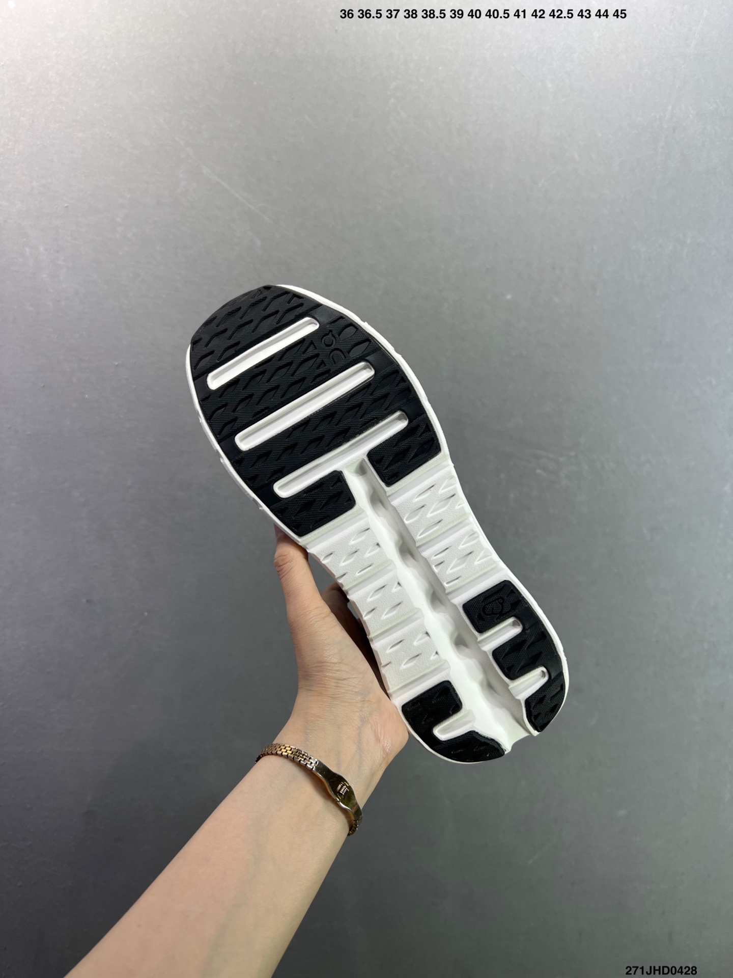 On昂跑 Cloudtilt Remix 户外街头机能风跑步鞋 3MG10273686-Top High Quatity Cheap Sneakers Fashion Clothing Clothes Bags handbags Shoes of all Brand wholesale With The best Quality And Beautiful Price from China Factory Chinese suppliers wholesaler seller On昂跑 Cloudtilt Remix 户外街头机能风跑步鞋 3MG10273686