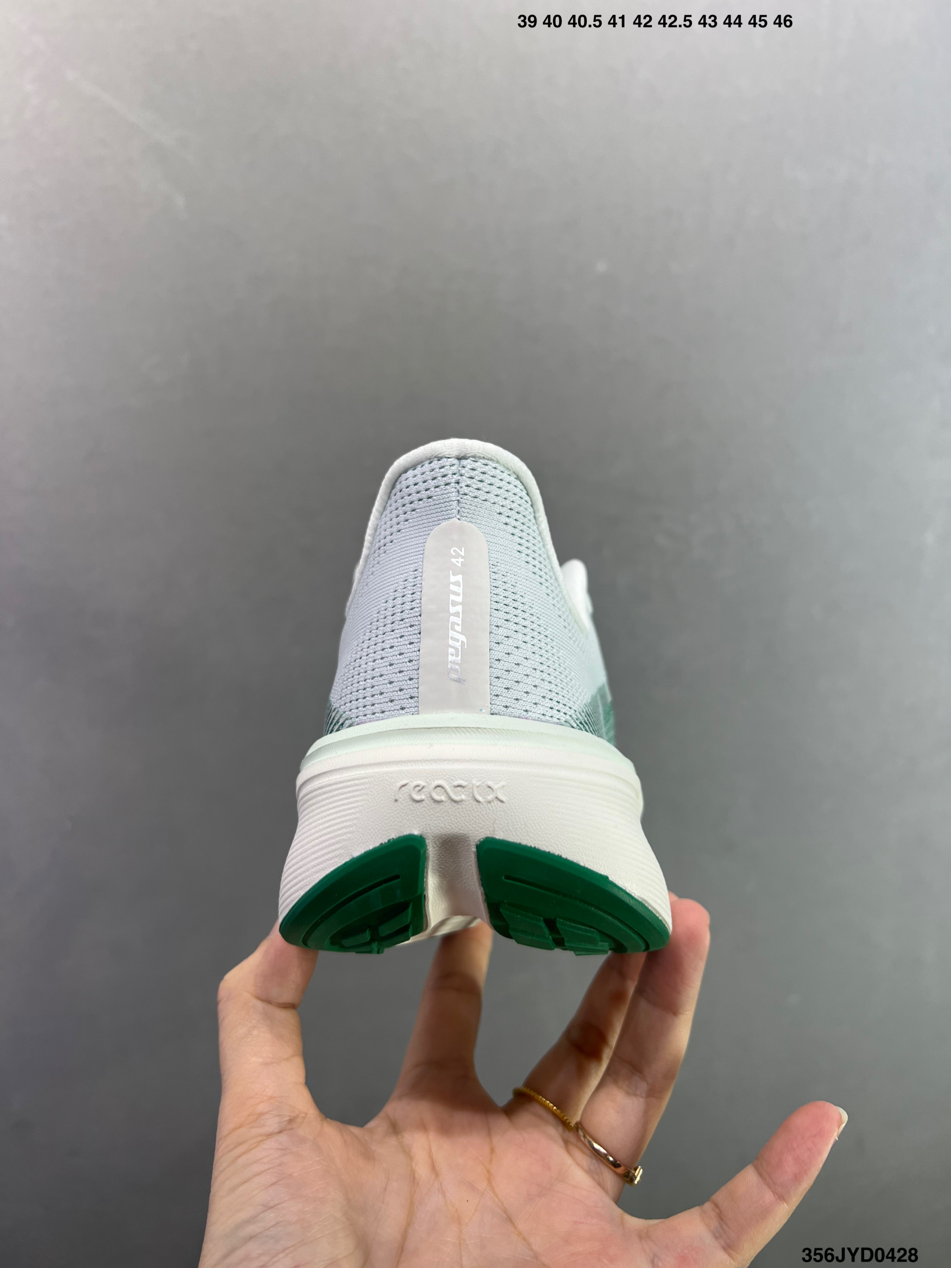 Nike Air Zoom Pegasus 42 飞马42代 耐克 透气专业跑步鞋 IB1881-001-Top High Quatity Cheap Sneakers Fashion Clothing Clothes Bags handbags Shoes of all Brand wholesale With The best Quality And Beautiful Price from China Factory Chinese suppliers wholesaler seller Nike Air Zoom Pegasus 42 飞马42代 耐克 透气专业跑步鞋 IB1881-001