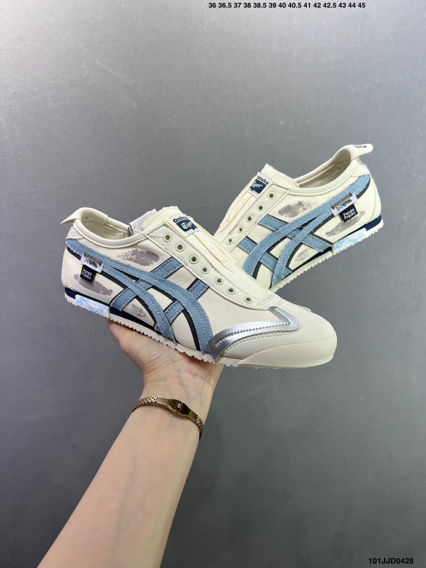 Onitsuka Tiger MEXICO 66 SD百搭单品 板鞋 MEXICO 1183A872-204-Top High Quatity Cheap Sneakers Fashion Clothing Clothes Bags handbags Shoes of all Brand wholesale With The best Quality And Beautiful Price from China Factory Chinese suppliers wholesaler seller Onitsuka Tiger MEXICO 66 SD百搭单品 板鞋 MEXICO 1183A872-204