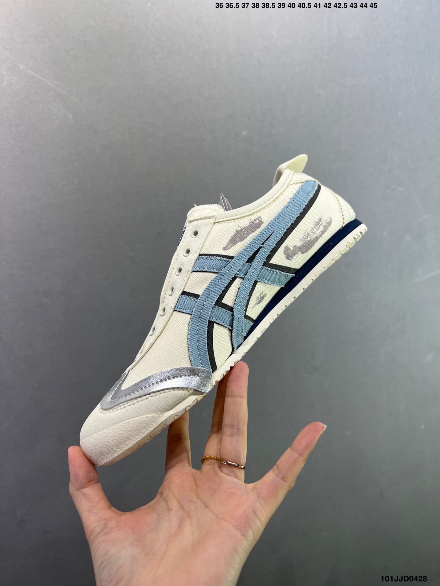 Onitsuka Tiger MEXICO 66 SD百搭单品 板鞋 MEXICO 1183A872-204-Top High Quatity Cheap Sneakers Fashion Clothing Clothes Bags handbags Shoes of all Brand wholesale With The best Quality And Beautiful Price from China Factory Chinese suppliers wholesaler seller Onitsuka Tiger MEXICO 66 SD百搭单品 板鞋 MEXICO 1183A872-204