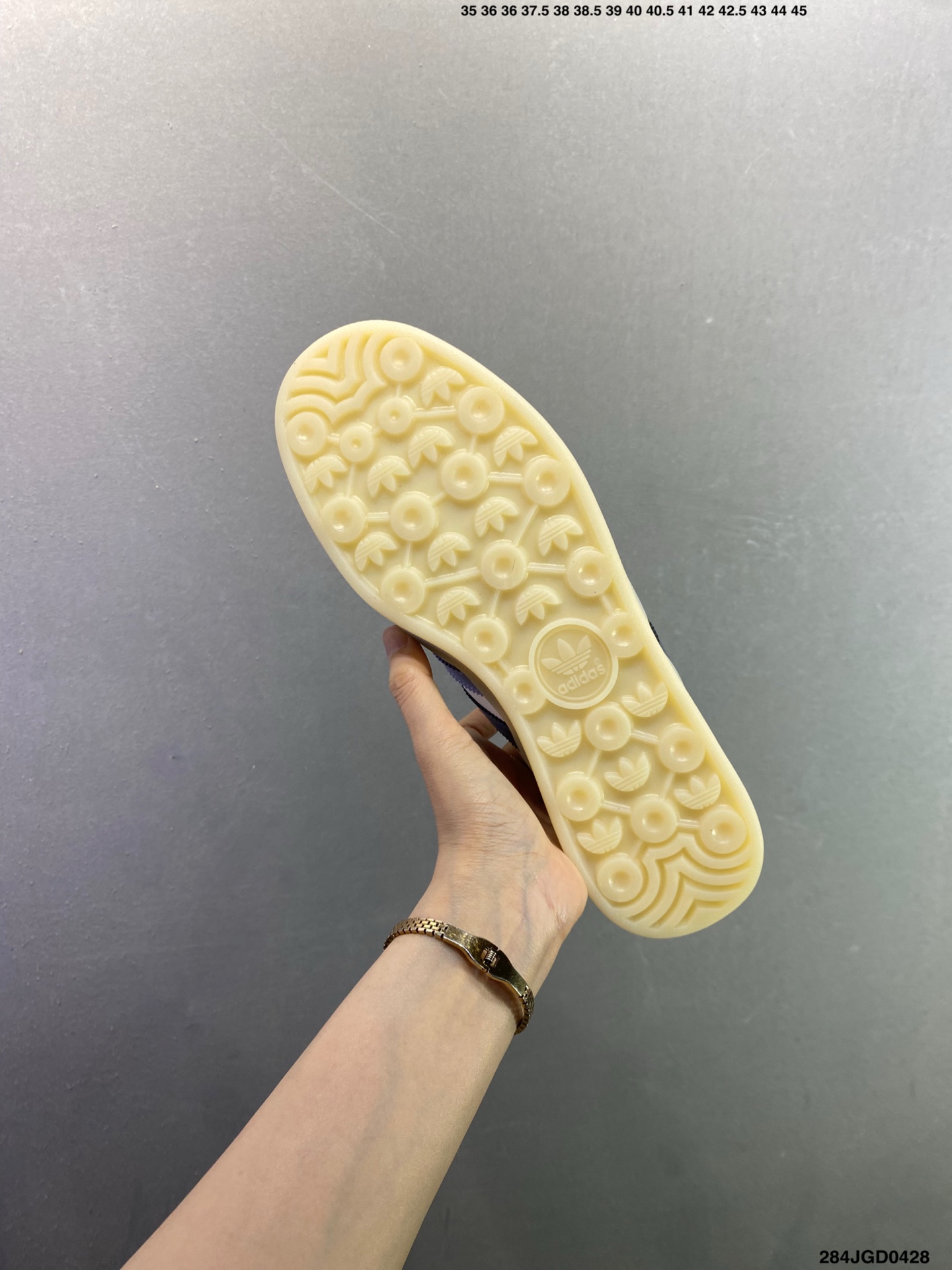 阿迪达斯 Adidas Originals Gazelle Indoor复古三叶草防滑透明橡胶板鞋经典运动鞋 IG1643-Top High Quatity Cheap Sneakers Fashion Clothing Clothes Bags handbags Shoes of all Brand wholesale With The best Quality And Beautiful Price from China Factory Chinese suppliers wholesaler seller 阿迪达斯 Adidas Originals Gazelle Indoor复古三叶草防滑透明橡胶板鞋经典运动鞋 IG1643