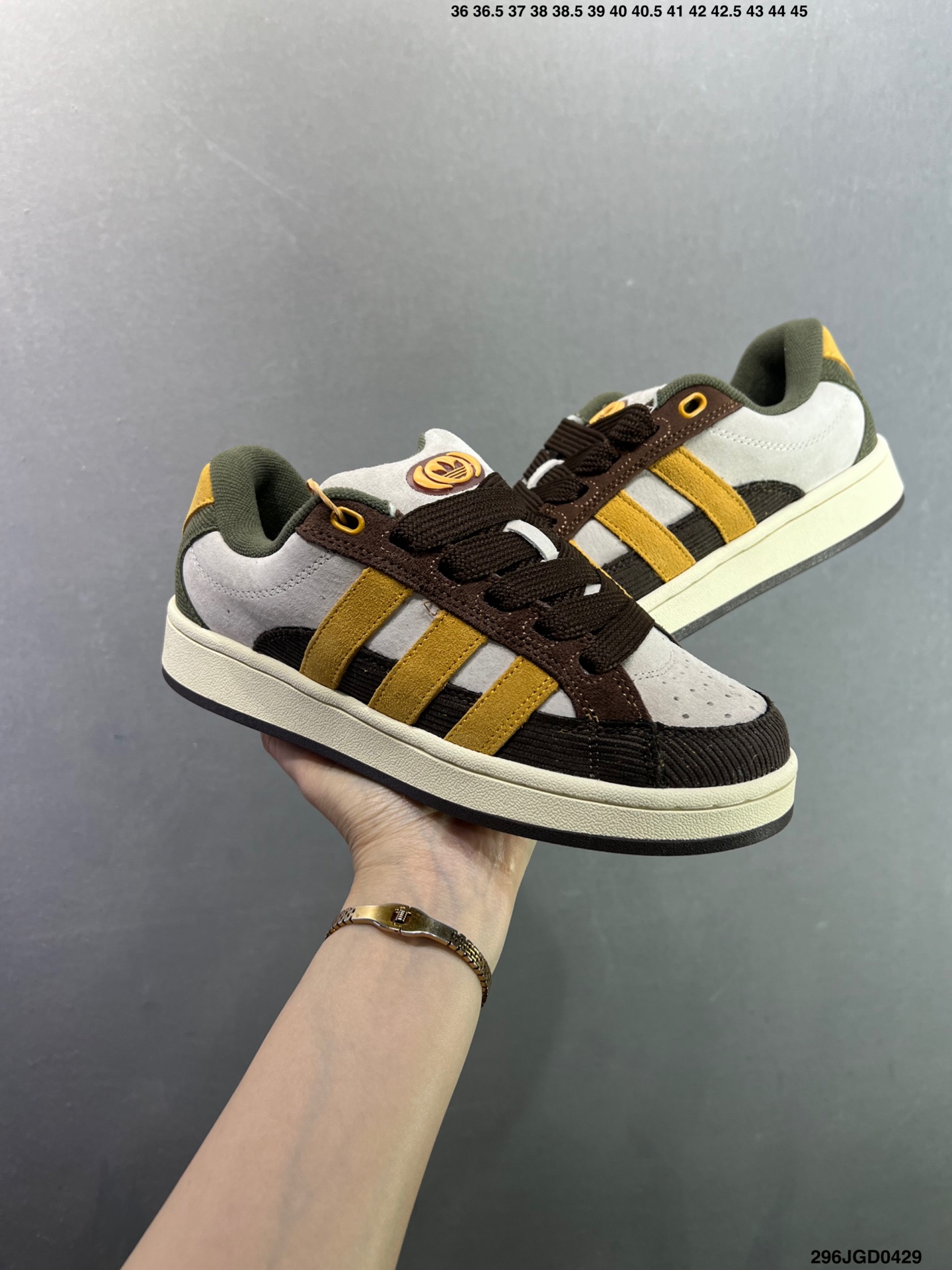 Adidas Originals Campus 00s系列 面包风经典复古 减震防滑耐磨 低帮休闲面包板鞋 JR8054-Top High Quatity Cheap Sneakers Fashion Clothing Clothes Bags handbags Shoes of all Brand wholesale With The best Quality And Beautiful Price from China Factory Chinese suppliers wholesaler seller Adidas Originals Campus 00s系列 面包风经典复古 减震防滑耐磨 低帮休闲面包板鞋 JR8054