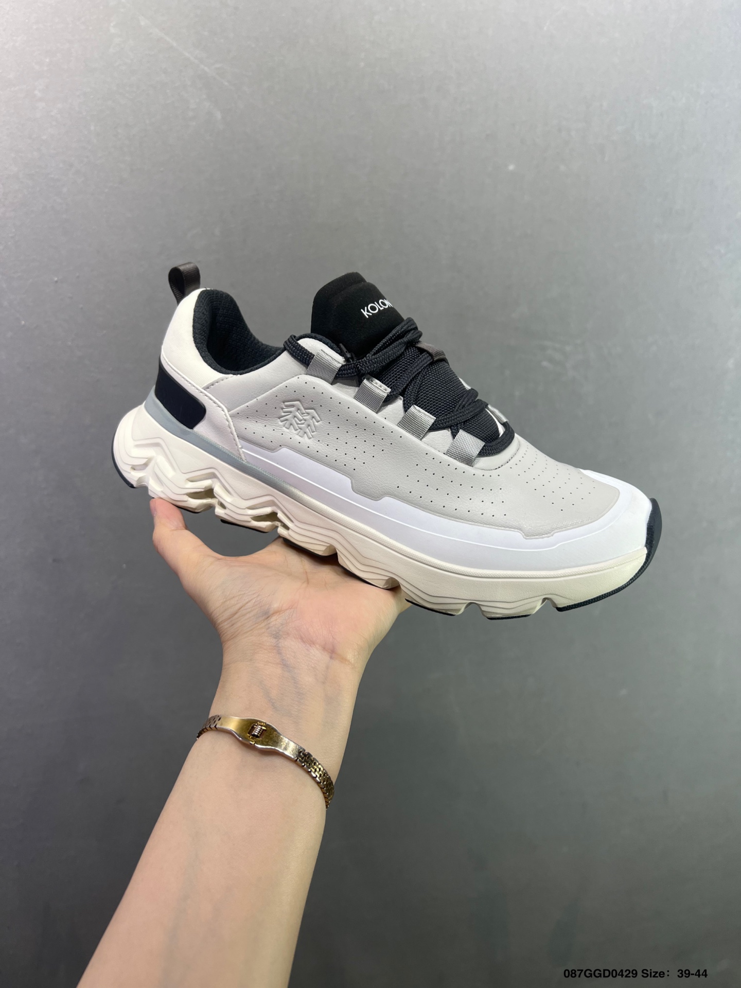 可隆 KOLON SPORT Element 舒适柔软 防水撑轻回弹 低帮徒步鞋 LHFC5AT4181526