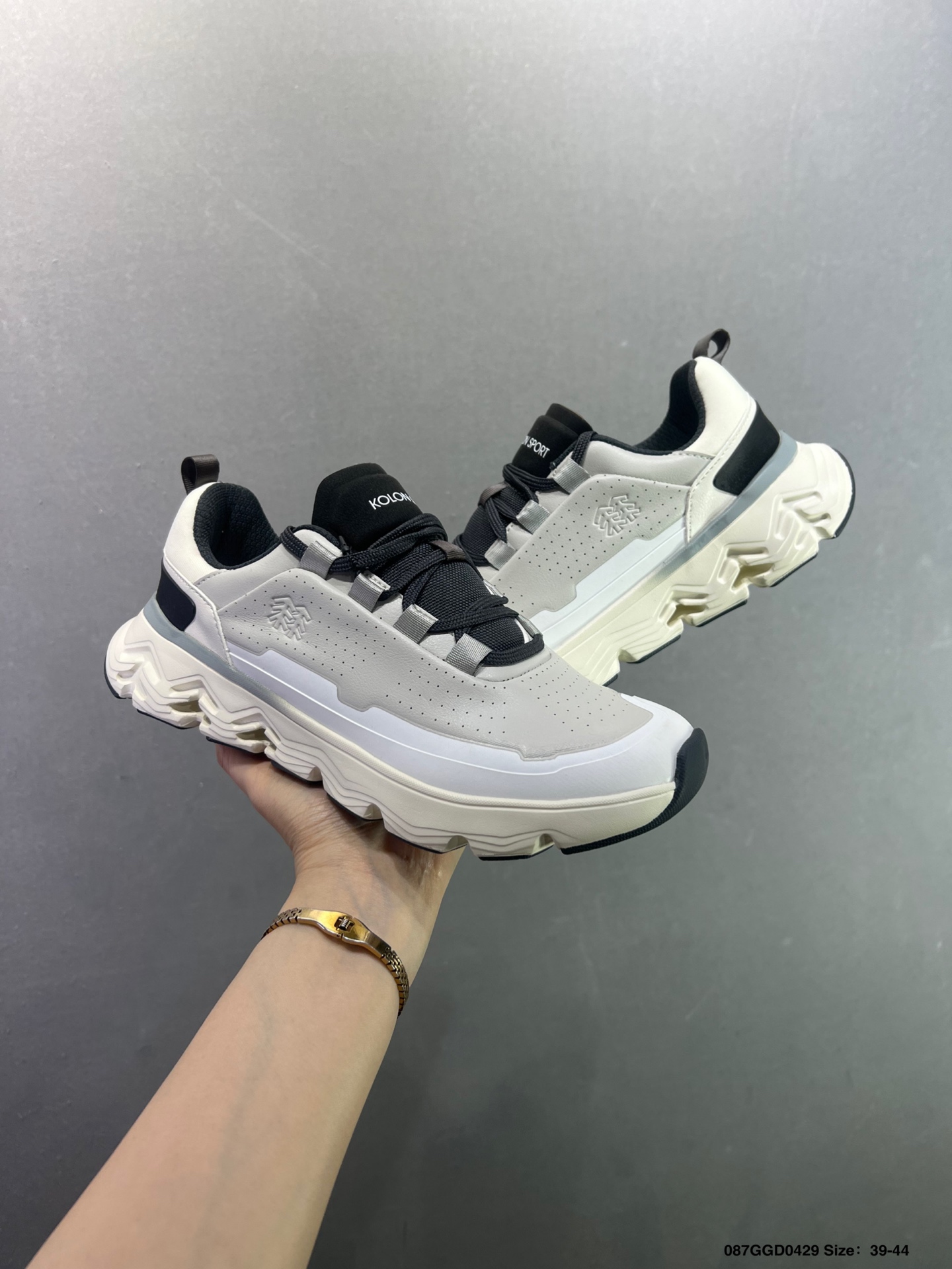 可隆 KOLON SPORT Element 舒适柔软 防水撑轻回弹 低帮徒步鞋 LHFC5AT4181526