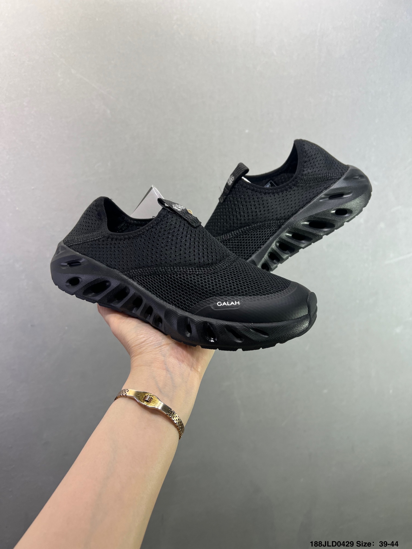 可隆KOLON SPORT LITCAMP MEGA 时尚舒适 低帮户外功能鞋 LUFG5AT278-Top High Quatity Cheap Sneakers Fashion Clothing Clothes Bags handbags Shoes of all Brand wholesale With The best Quality And Beautiful Price from China Factory Chinese suppliers wholesaler seller 可隆KOLON SPORT LITCAMP MEGA 时尚舒适 低帮户外功能鞋 LUFG5AT278