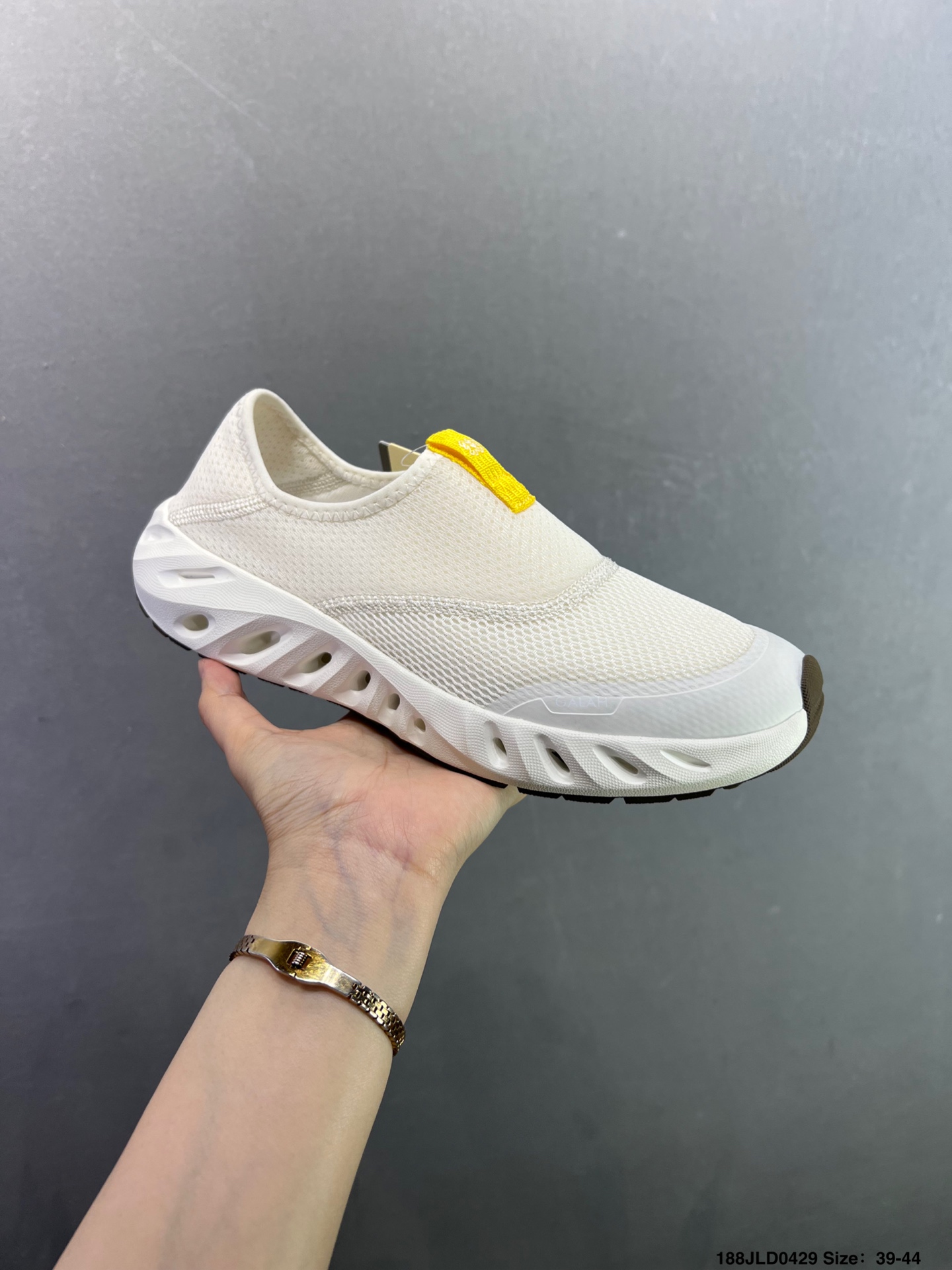 可隆KOLON SPORT LITCAMP MEGA 时尚舒适 低帮户外功能鞋 LUFG5AT278-Top High Quatity Cheap Sneakers Fashion Clothing Clothes Bags handbags Shoes of all Brand wholesale With The best Quality And Beautiful Price from China Factory Chinese suppliers wholesaler seller 可隆KOLON SPORT LITCAMP MEGA 时尚舒适 低帮户外功能鞋 LUFG5AT278