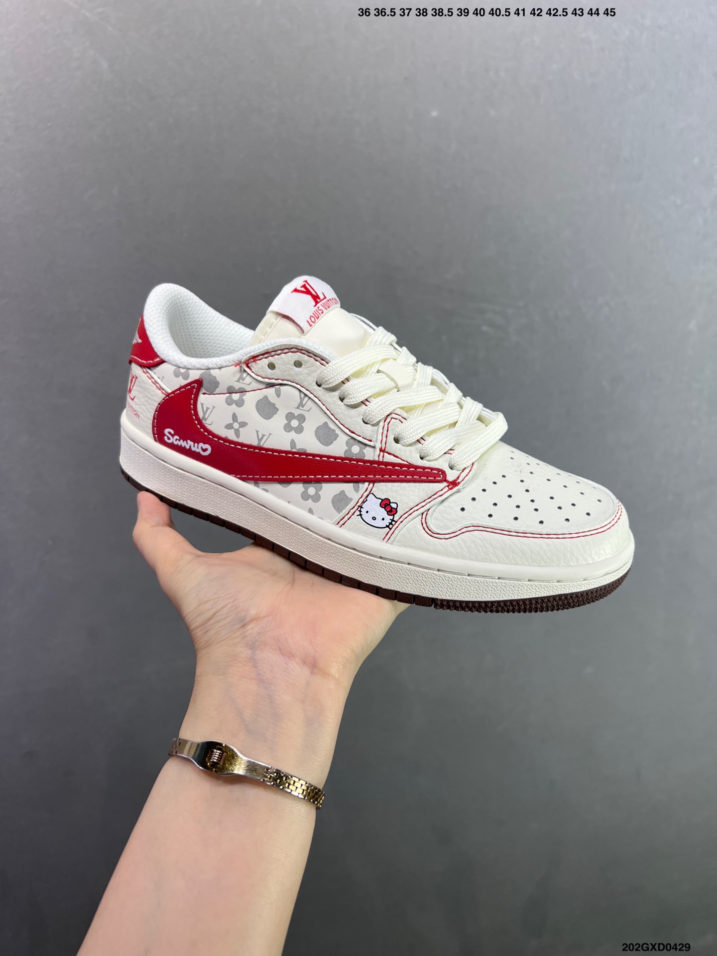 Nike Air Jordan 1 x Travis Scott AJ1倒勾 乔一倒钩 ‘DIY’定制 耐克 低帮文化篮球鞋 LX1988-202