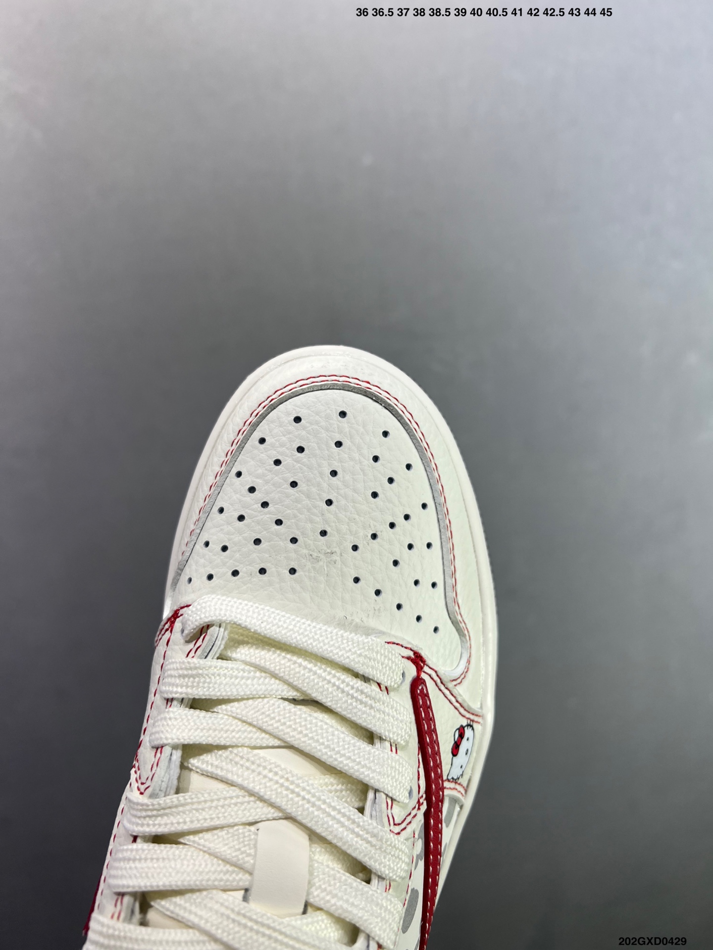 Nike Air Jordan 1 x Travis Scott AJ1倒勾 乔一倒钩 ‘DIY’定制 耐克 低帮文化篮球鞋 LX1988-202
