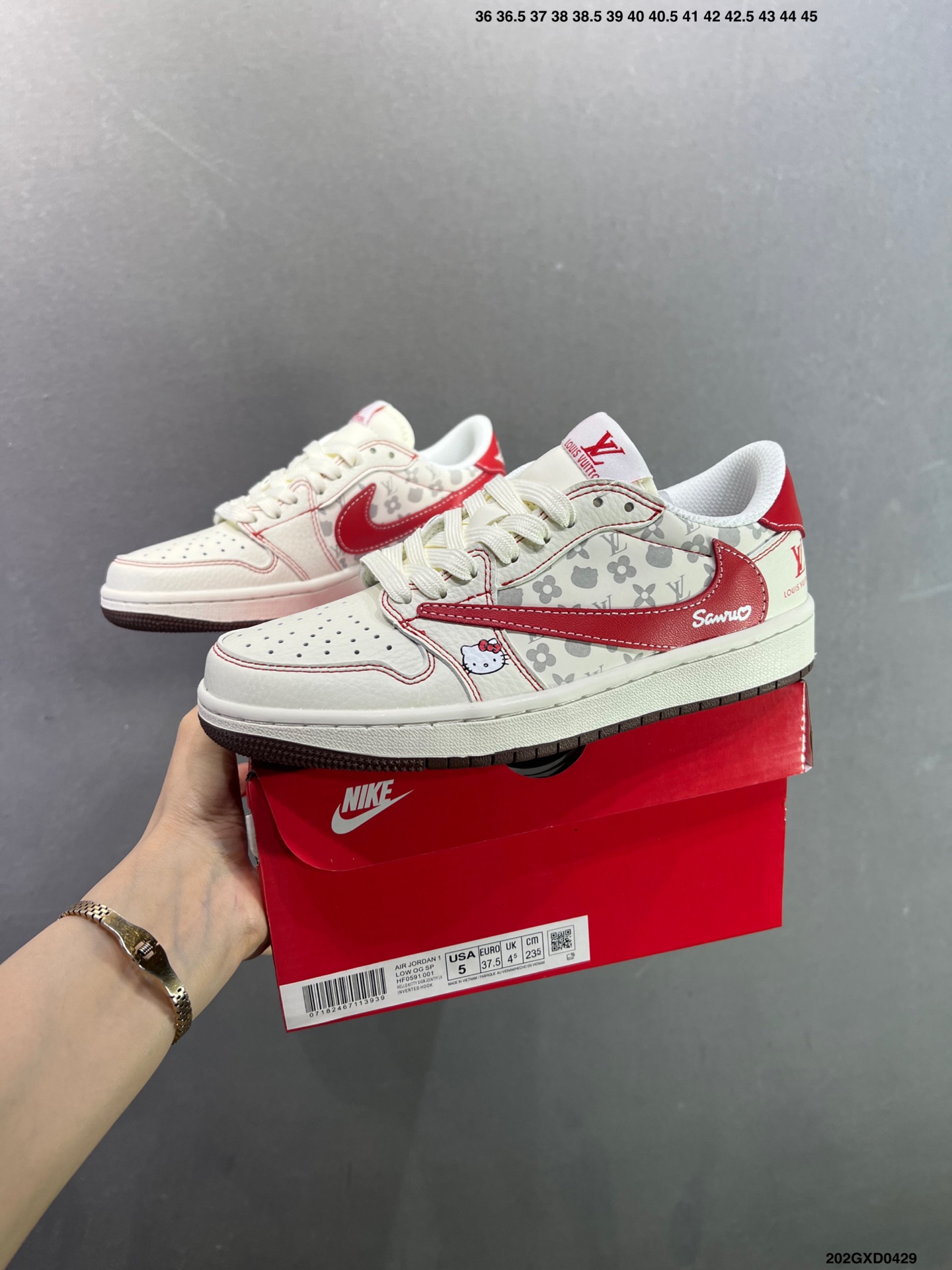 Nike Air Jordan 1 x Travis Scott AJ1倒勾 乔一倒钩 ‘DIY’定制 耐克 低帮文化篮球鞋 LX1988-202