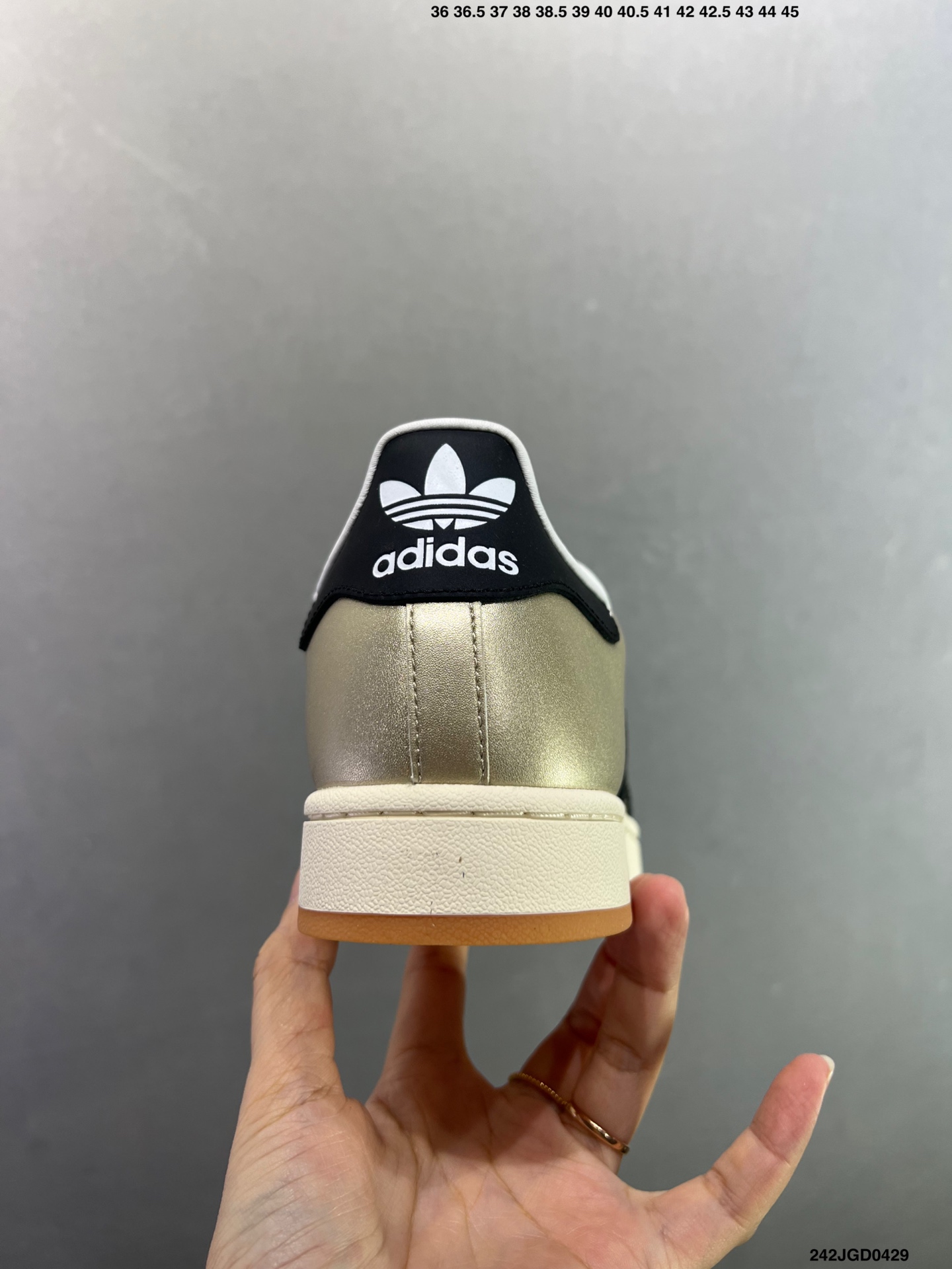 阿迪达斯/三叶草Adidas Originals Superstar Vintage”Earth Strata Black“经典贝壳头古着系列低帮百搭休闲运动板鞋B“皮革米白灰黑” HQ2691-Top High Quatity Cheap Sneakers Fashion Clothing Clothes Bags handbags Shoes of all Brand wholesale With The best Quality And Beautiful Price from China Factory Chinese suppliers wholesaler seller 阿迪达斯/三叶草Adidas Originals Superstar Vintage”Earth Strata Black“经典贝壳头古着系列低帮百搭休闲运动板鞋B“皮革米白灰黑” HQ2691