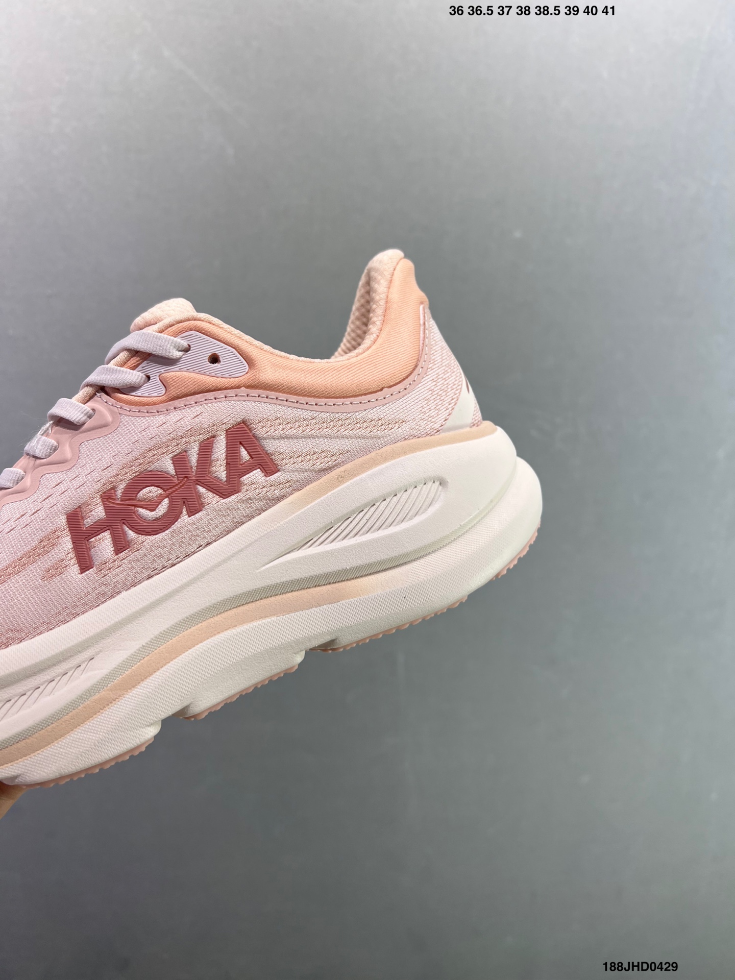 HOKA ONE ONE Bondi 9 机能缓震跑鞋 1162012/WWH