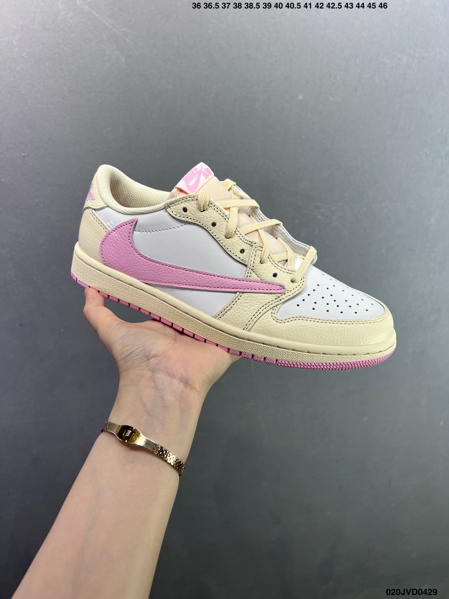 AJ1倒勾Travis Scott x Air Jordan 1 ” Reverse Mocha “ AJ1乔1 TS 闪电 联名倒钩 低帮文化篮球鞋 DM7866-162-Top High Quatity Cheap Sneakers Fashion Clothing Clothes Bags handbags Shoes of all Brand wholesale With The best Quality And Beautiful Price from China Factory Chinese suppliers wholesaler seller AJ1倒勾Travis Scott x Air Jordan 1 ” Reverse Mocha “ AJ1乔1 TS 闪电 联名倒钩 低帮文化篮球鞋 DM7866-162