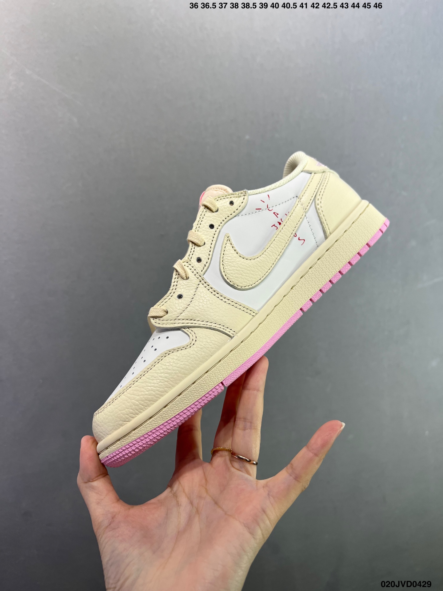 AJ1倒勾Travis Scott x Air Jordan 1 ” Reverse Mocha “ AJ1乔1 TS 闪电 联名倒钩 低帮文化篮球鞋 DM7866-162-Top High Quatity Cheap Sneakers Fashion Clothing Clothes Bags handbags Shoes of all Brand wholesale With The best Quality And Beautiful Price from China Factory Chinese suppliers wholesaler seller AJ1倒勾Travis Scott x Air Jordan 1 ” Reverse Mocha “ AJ1乔1 TS 闪电 联名倒钩 低帮文化篮球鞋 DM7866-162