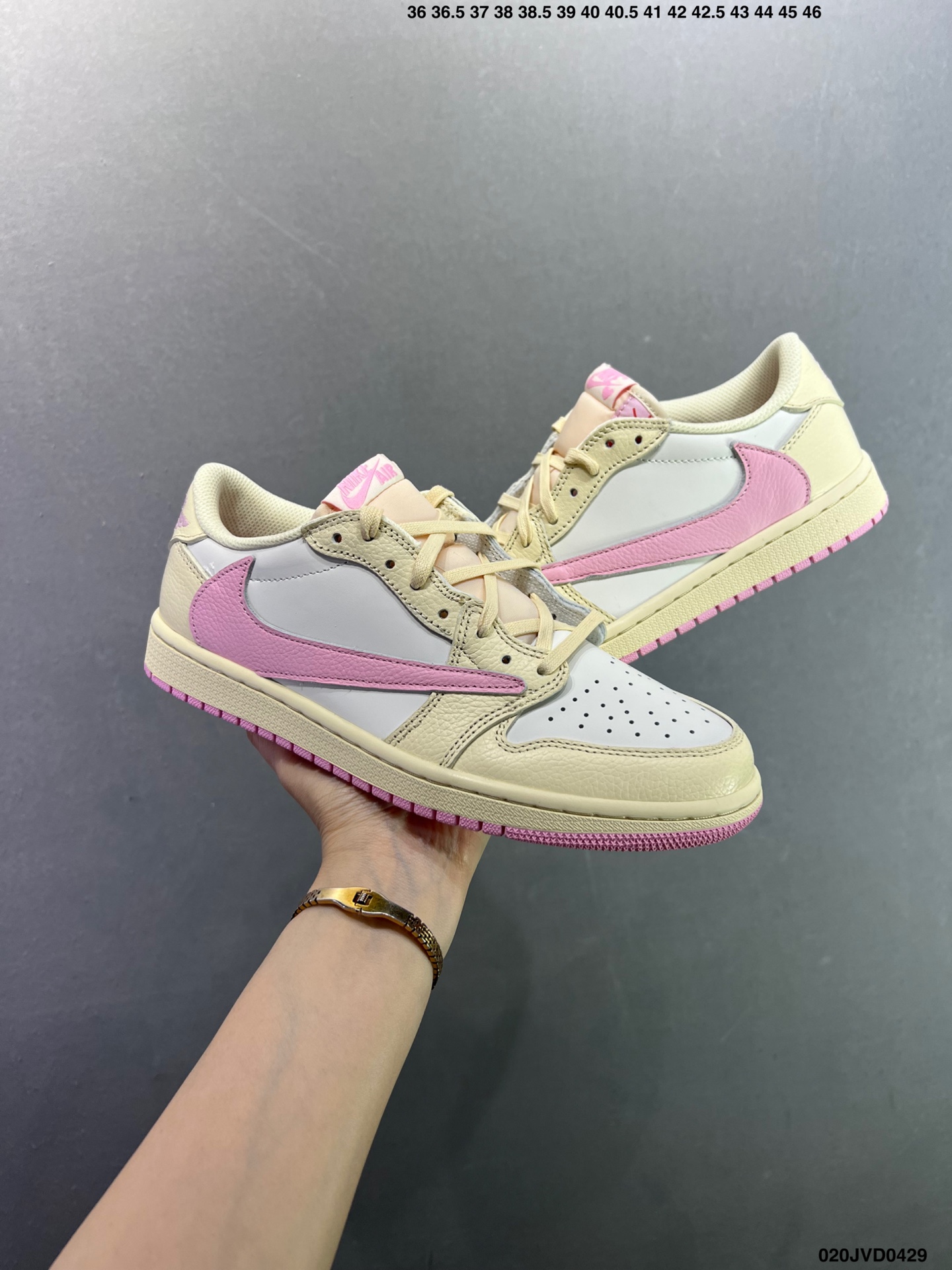 AJ1倒勾Travis Scott x Air Jordan 1 ” Reverse Mocha “ AJ1乔1 TS 闪电 联名倒钩 低帮文化篮球鞋 DM7866-162-Top High Quatity Cheap Sneakers Fashion Clothing Clothes Bags handbags Shoes of all Brand wholesale With The best Quality And Beautiful Price from China Factory Chinese suppliers wholesaler seller AJ1倒勾Travis Scott x Air Jordan 1 ” Reverse Mocha “ AJ1乔1 TS 闪电 联名倒钩 低帮文化篮球鞋 DM7866-162