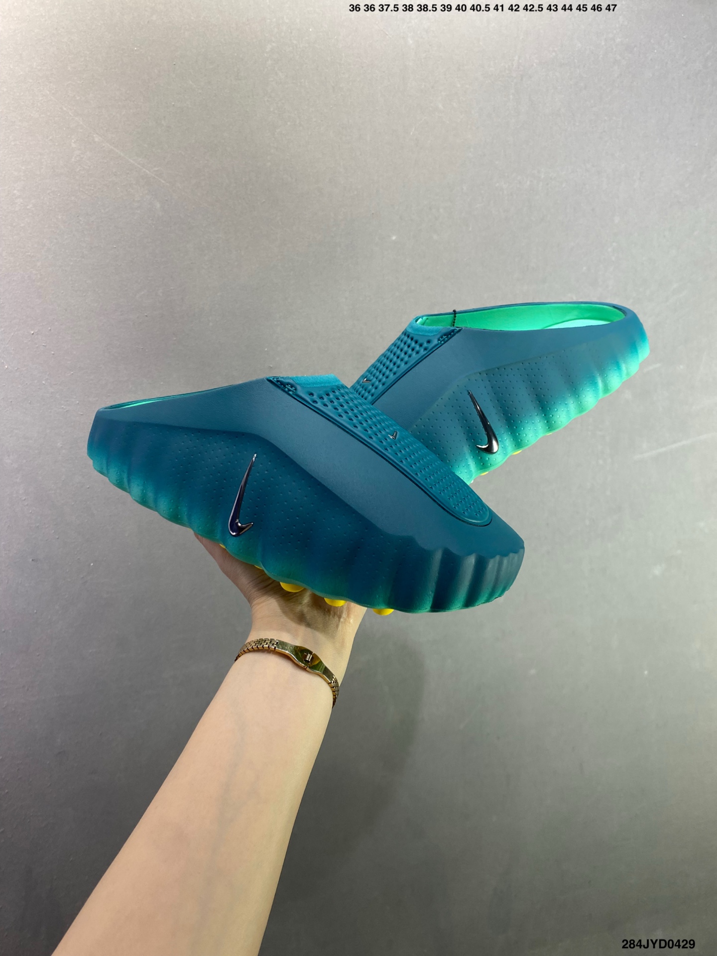 Nike Mind 001 Recovery Slide 耐克 舒适柔软包头拖鞋 HQ4307-001-Top High Quatity Cheap Sneakers Fashion Clothing Clothes Bags handbags Shoes of all Brand wholesale With The best Quality And Beautiful Price from China Factory Chinese suppliers wholesaler seller Nike Mind 001 Recovery Slide 耐克 舒适柔软包头拖鞋 HQ4307-001