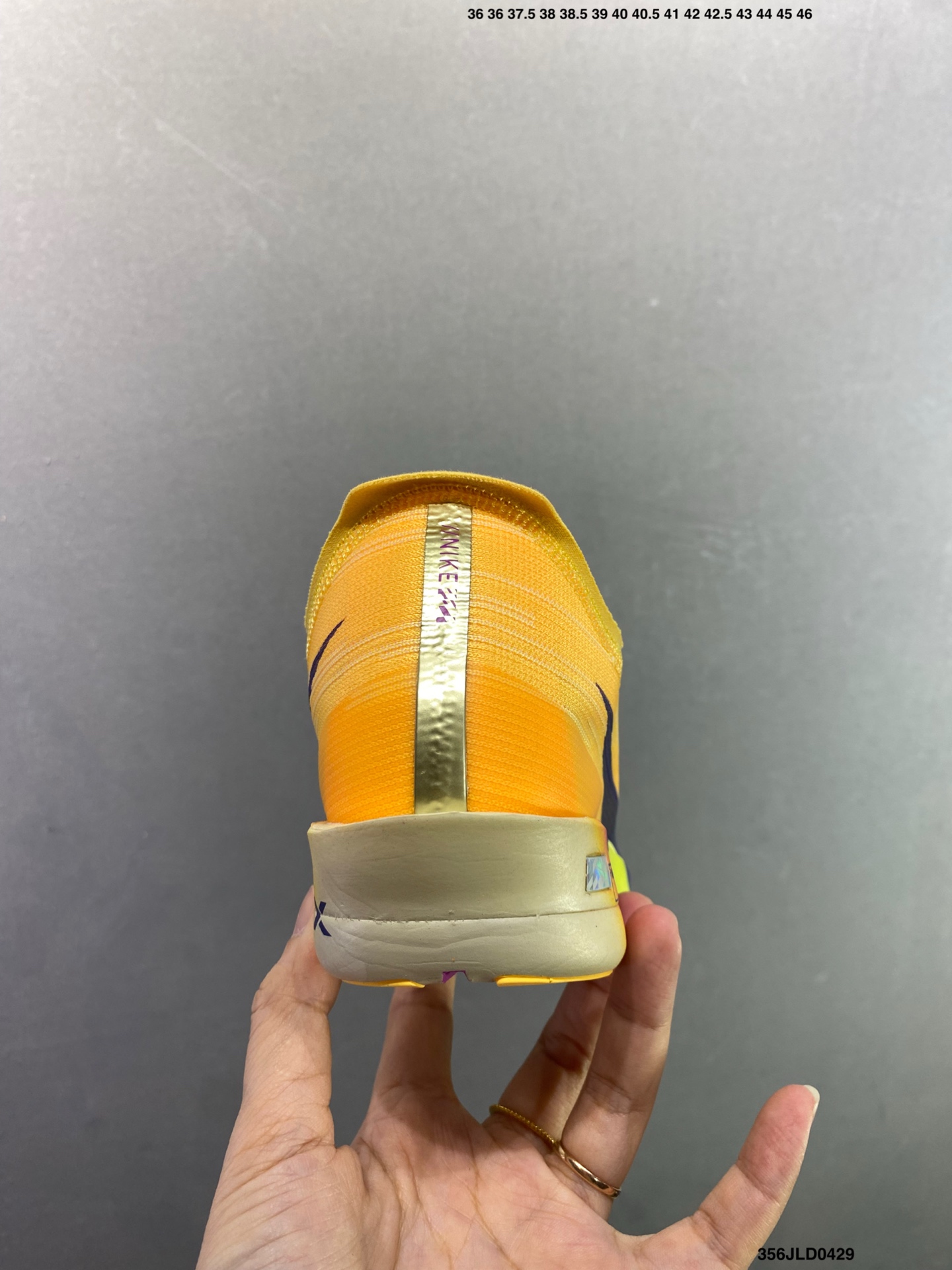 Nike Zoomx Streakfly 2 低帮跑步鞋 超薄针织鞋面 柔软缓震 耐克马拉松跑鞋 HF6416-600-Top High Quatity Cheap Sneakers Fashion Clothing Clothes Bags handbags Shoes of all Brand wholesale With The best Quality And Beautiful Price from China Factory Chinese suppliers wholesaler seller Nike Zoomx Streakfly 2 低帮跑步鞋 超薄针织鞋面 柔软缓震 耐克马拉松跑鞋 HF6416-600