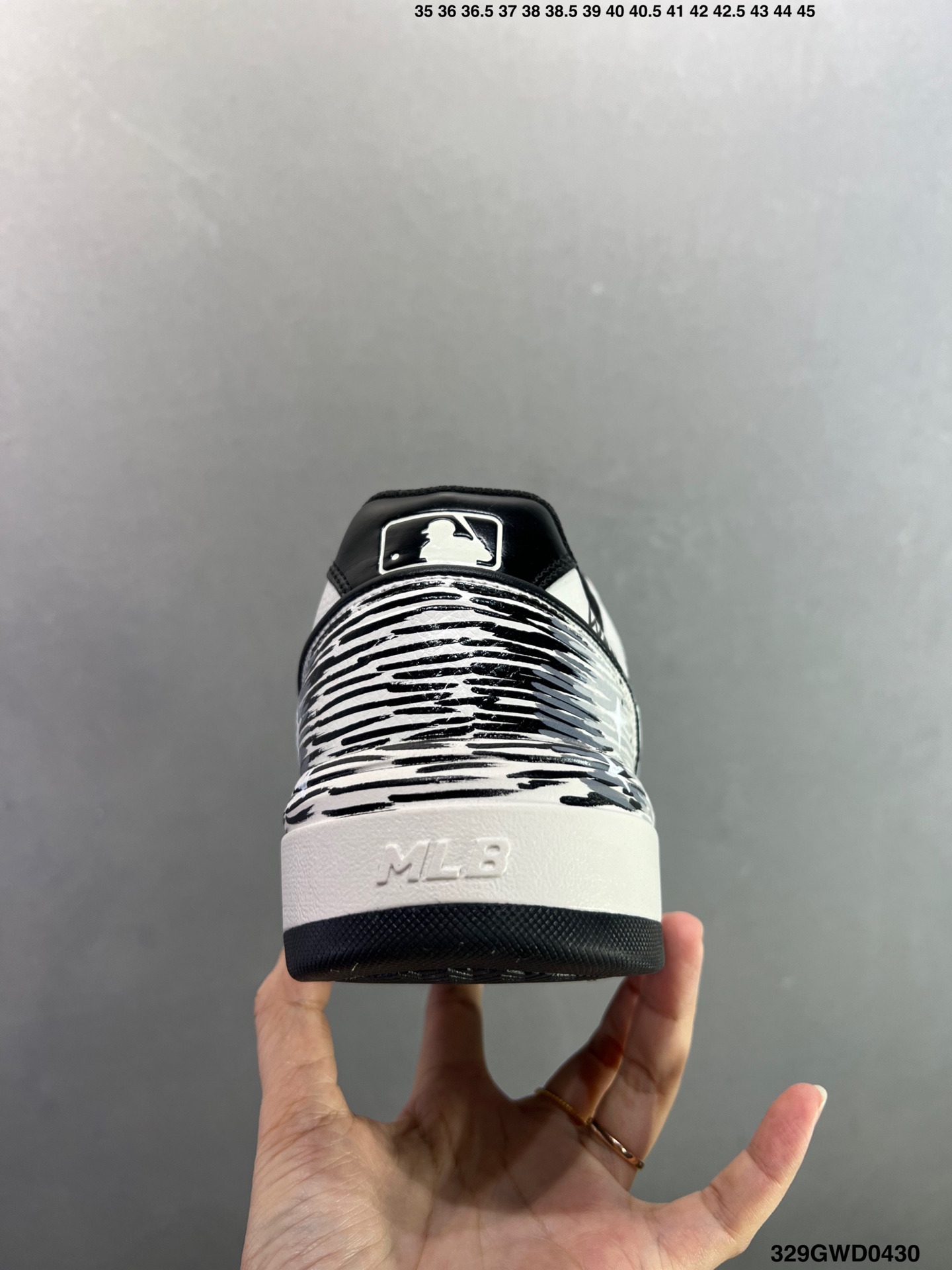MLB NY 印花网红老爹鞋 涂鸦恶作剧 内增高6cm 3ASXCA12N-Top High Quatity Cheap Sneakers Fashion Clothing Clothes Bags handbags Shoes of all Brand wholesale With The best Quality And Beautiful Price from China Factory Chinese suppliers wholesaler seller MLB NY 印花网红老爹鞋 涂鸦恶作剧 内增高6cm 3ASXCA12N