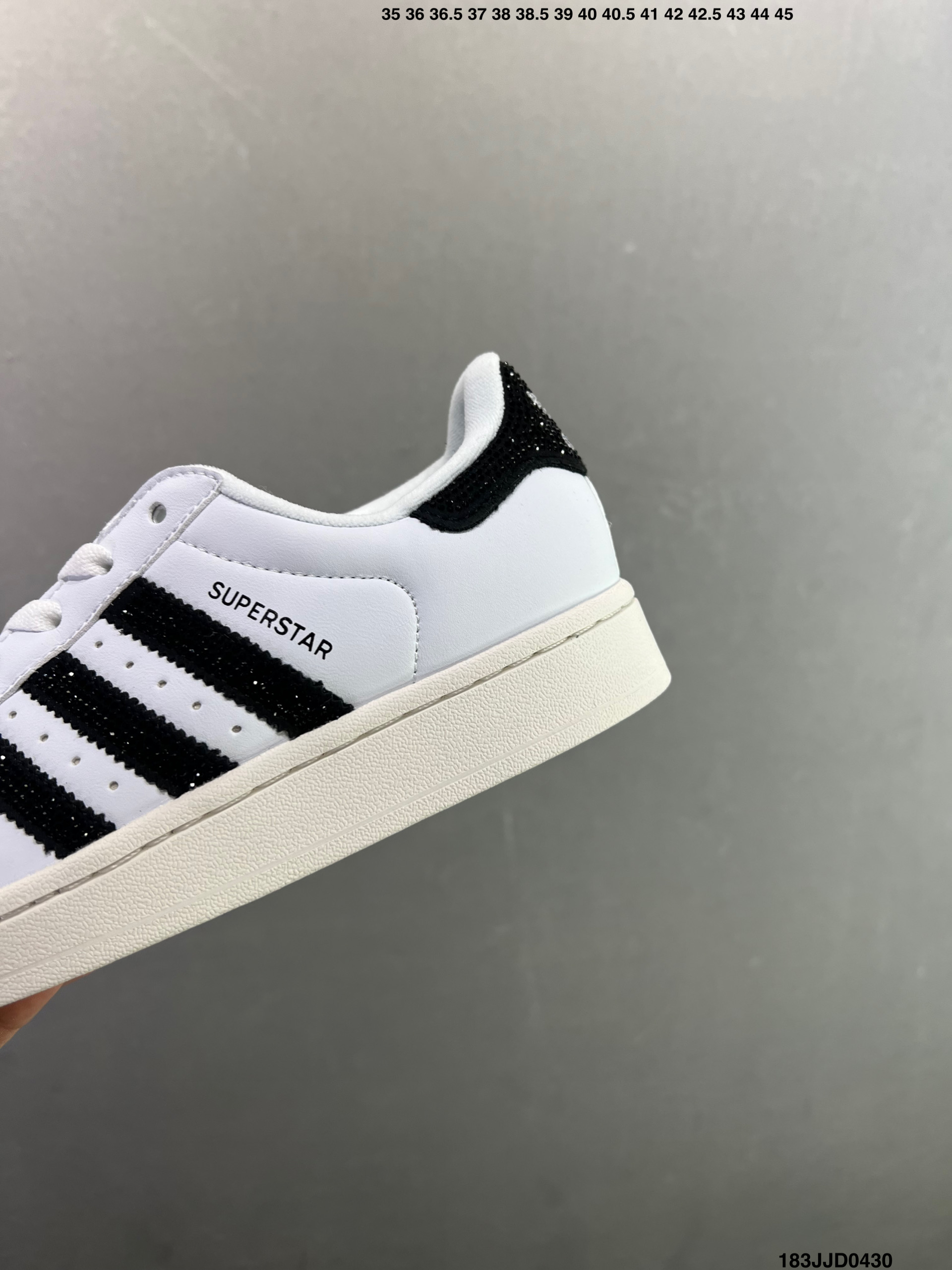 adidas originals Superstar 2 经典舒适 板鞋 女款 黑银 贝壳头系列低帮经典百搭休闲运动板鞋 IH4200-Top High Quatity Cheap Sneakers Fashion Clothing Clothes Bags handbags Shoes of all Brand wholesale With The best Quality And Beautiful Price from China Factory Chinese suppliers wholesaler seller adidas originals Superstar 2 经典舒适 板鞋 女款 黑银 贝壳头系列低帮经典百搭休闲运动板鞋 IH4200
