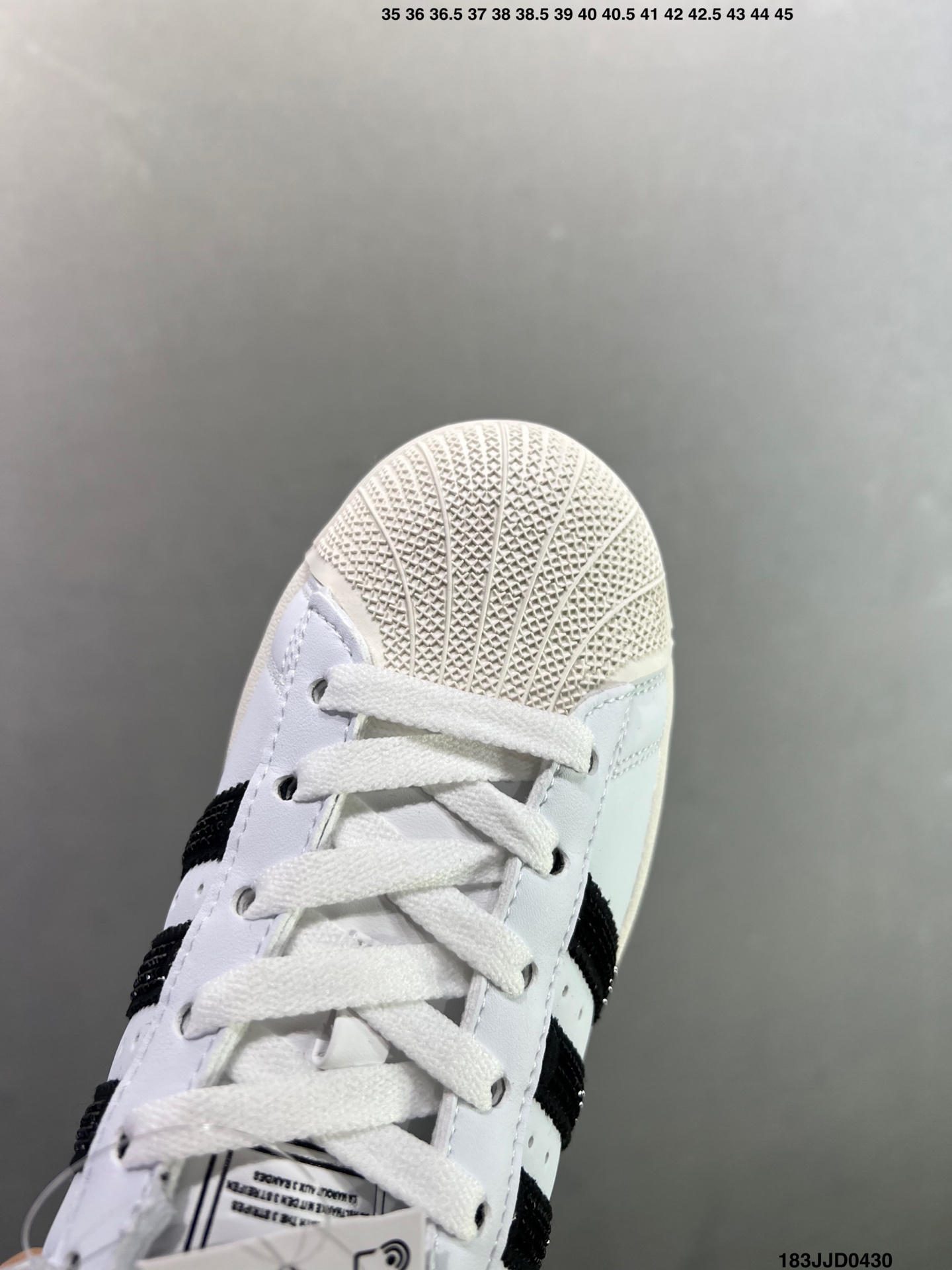 adidas originals Superstar 2 经典舒适 板鞋 女款 黑银 贝壳头系列低帮经典百搭休闲运动板鞋 IH4200-Top High Quatity Cheap Sneakers Fashion Clothing Clothes Bags handbags Shoes of all Brand wholesale With The best Quality And Beautiful Price from China Factory Chinese suppliers wholesaler seller adidas originals Superstar 2 经典舒适 板鞋 女款 黑银 贝壳头系列低帮经典百搭休闲运动板鞋 IH4200