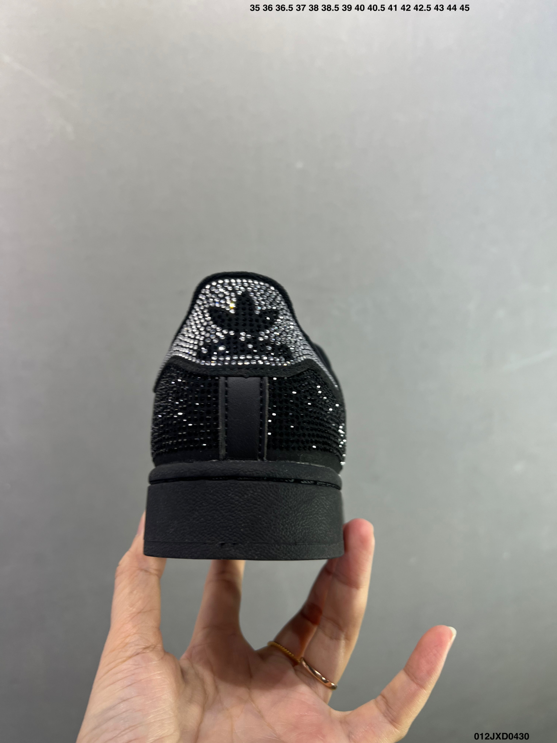 adidas originals Superstar 2 经典舒适 板鞋 女款 黑银 贝壳头系列低帮经典百搭休闲运动板鞋 IH4200-Top High Quatity Cheap Sneakers Fashion Clothing Clothes Bags handbags Shoes of all Brand wholesale With The best Quality And Beautiful Price from China Factory Chinese suppliers wholesaler seller adidas originals Superstar 2 经典舒适 板鞋 女款 黑银 贝壳头系列低帮经典百搭休闲运动板鞋 IH4200