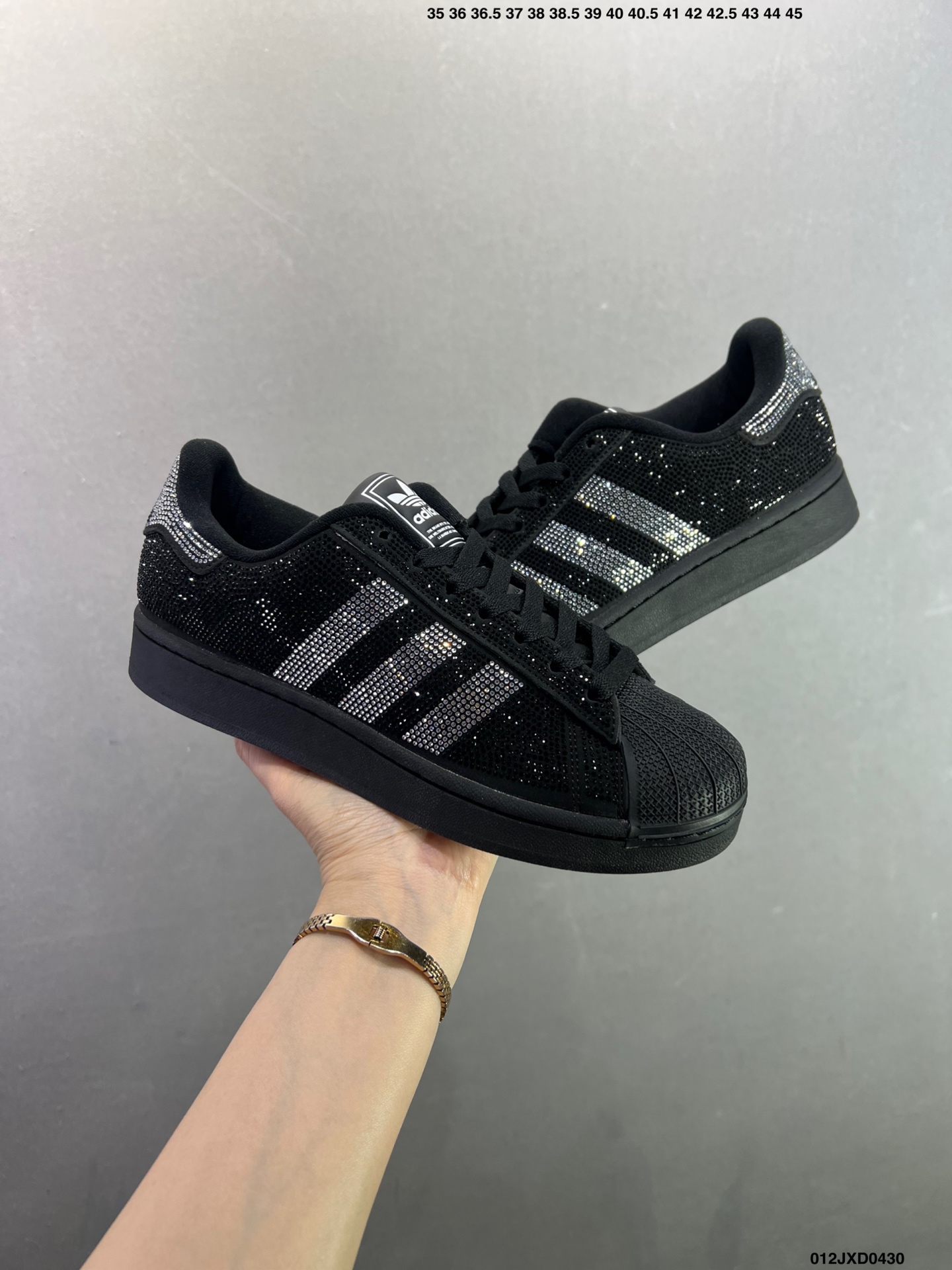 adidas originals Superstar 2 经典舒适 板鞋 女款 黑银 贝壳头系列低帮经典百搭休闲运动板鞋 IH4200-Top High Quatity Cheap Sneakers Fashion Clothing Clothes Bags handbags Shoes of all Brand wholesale With The best Quality And Beautiful Price from China Factory Chinese suppliers wholesaler seller adidas originals Superstar 2 经典舒适 板鞋 女款 黑银 贝壳头系列低帮经典百搭休闲运动板鞋 IH4200