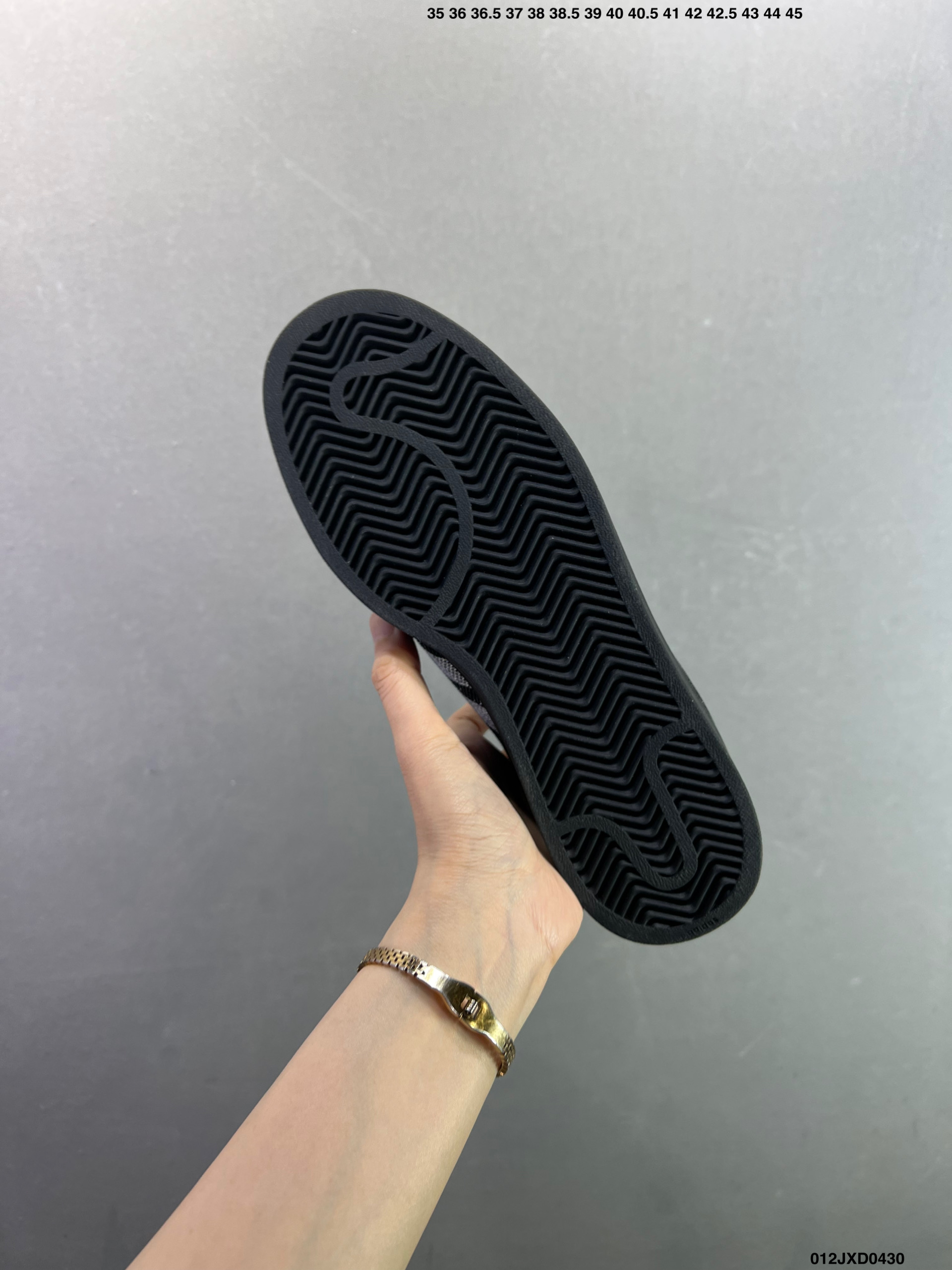adidas originals Superstar 2 经典舒适 板鞋 女款 黑银 贝壳头系列低帮经典百搭休闲运动板鞋 IH4200-Top High Quatity Cheap Sneakers Fashion Clothing Clothes Bags handbags Shoes of all Brand wholesale With The best Quality And Beautiful Price from China Factory Chinese suppliers wholesaler seller adidas originals Superstar 2 经典舒适 板鞋 女款 黑银 贝壳头系列低帮经典百搭休闲运动板鞋 IH4200