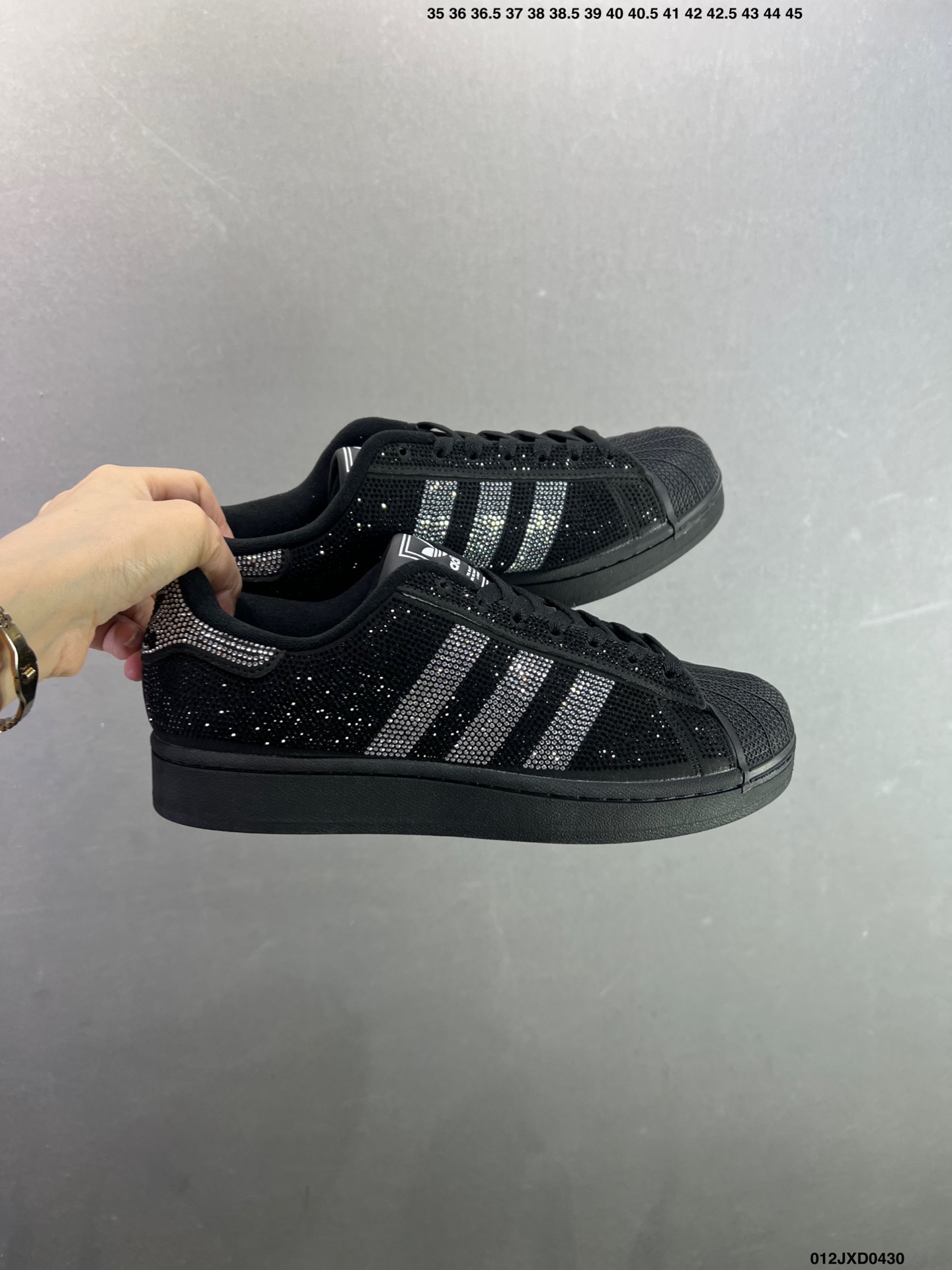 adidas originals Superstar 2 经典舒适 板鞋 女款 黑银 贝壳头系列低帮经典百搭休闲运动板鞋 IH4200-Top High Quatity Cheap Sneakers Fashion Clothing Clothes Bags handbags Shoes of all Brand wholesale With The best Quality And Beautiful Price from China Factory Chinese suppliers wholesaler seller adidas originals Superstar 2 经典舒适 板鞋 女款 黑银 贝壳头系列低帮经典百搭休闲运动板鞋 IH4200