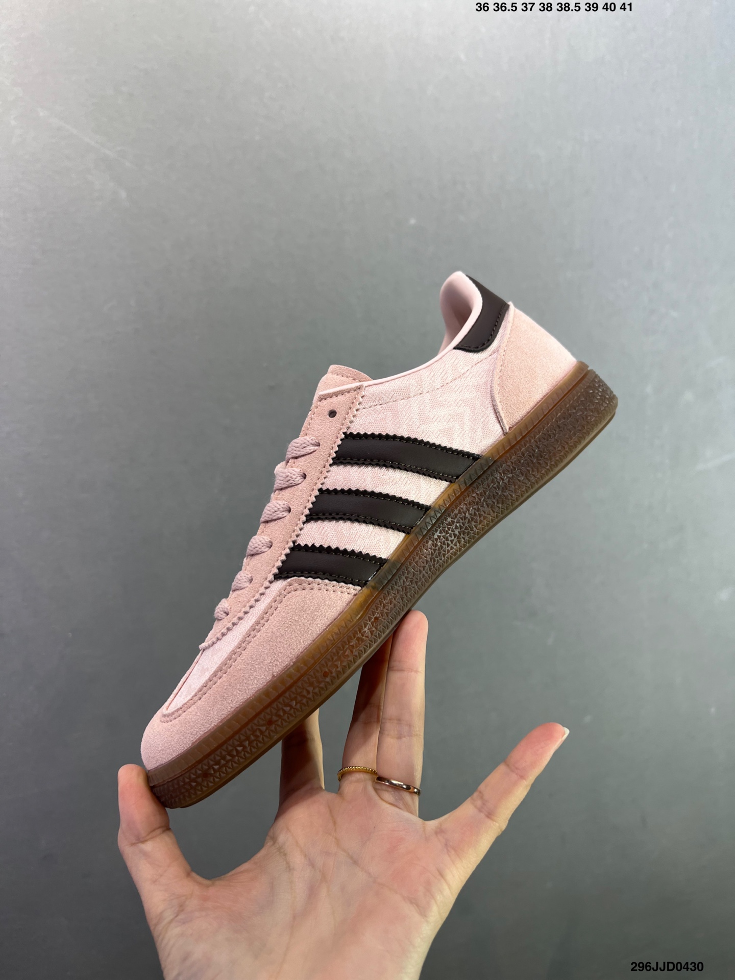 Adidas Handball Spezial 阿迪达斯经典款 复古休闲板鞋 KH9044-Top High Quatity Cheap Sneakers Fashion Clothing Clothes Bags handbags Shoes of all Brand wholesale With The best Quality And Beautiful Price from China Factory Chinese suppliers wholesaler seller Adidas Handball Spezial 阿迪达斯经典款 复古休闲板鞋 KH9044