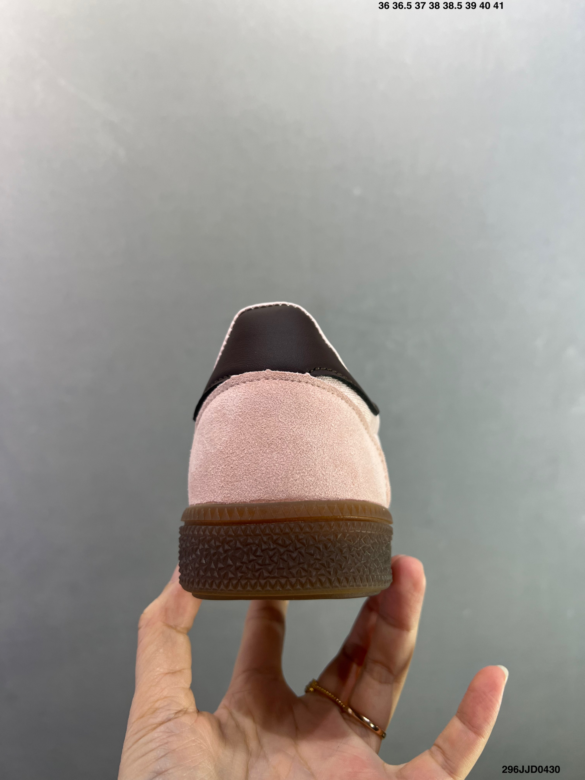 Adidas Handball Spezial 阿迪达斯经典款 复古休闲板鞋 KH9044-Top High Quatity Cheap Sneakers Fashion Clothing Clothes Bags handbags Shoes of all Brand wholesale With The best Quality And Beautiful Price from China Factory Chinese suppliers wholesaler seller Adidas Handball Spezial 阿迪达斯经典款 复古休闲板鞋 KH9044