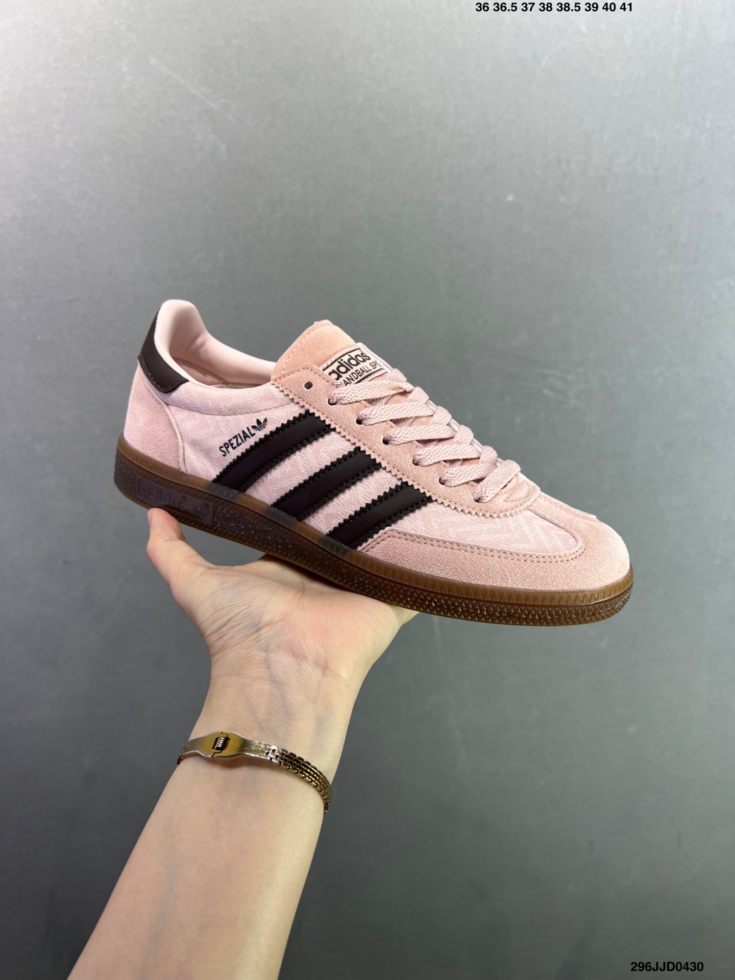 Adidas Handball Spezial 阿迪达斯经典款 复古休闲板鞋 KH9044-Top High Quatity Cheap Sneakers Fashion Clothing Clothes Bags handbags Shoes of all Brand wholesale With The best Quality And Beautiful Price from China Factory Chinese suppliers wholesaler seller Adidas Handball Spezial 阿迪达斯经典款 复古休闲板鞋 KH9044