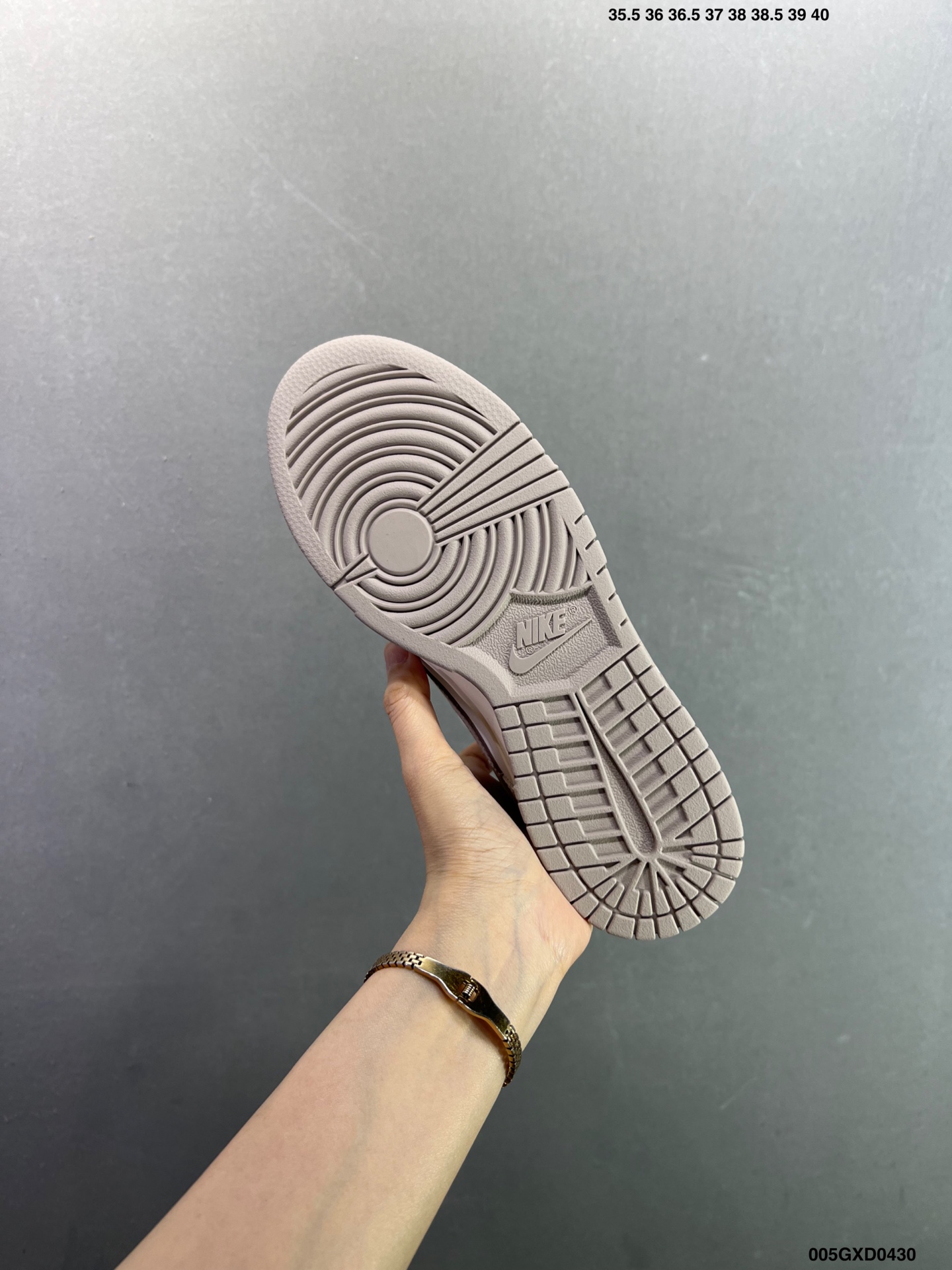 NIKE DUNK SB LOW 全新配色 定制Dunk SB顾名思义 具有经典的Dunk血缘 PG0510-057-Top High Quatity Cheap Sneakers Fashion Clothing Clothes Bags handbags Shoes of all Brand wholesale With The best Quality And Beautiful Price from China Factory Chinese suppliers wholesaler seller NIKE DUNK SB LOW 全新配色 定制Dunk SB顾名思义 具有经典的Dunk血缘 PG0510-057