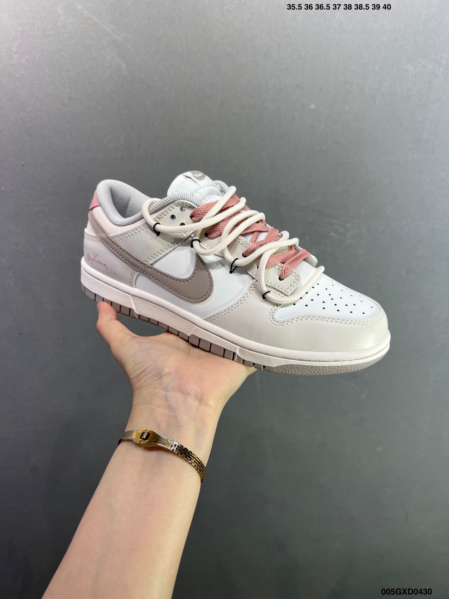 NIKE DUNK SB LOW 全新配色 定制Dunk SB顾名思义 具有经典的Dunk血缘 PG0510-057-Top High Quatity Cheap Sneakers Fashion Clothing Clothes Bags handbags Shoes of all Brand wholesale With The best Quality And Beautiful Price from China Factory Chinese suppliers wholesaler seller NIKE DUNK SB LOW 全新配色 定制Dunk SB顾名思义 具有经典的Dunk血缘 PG0510-057