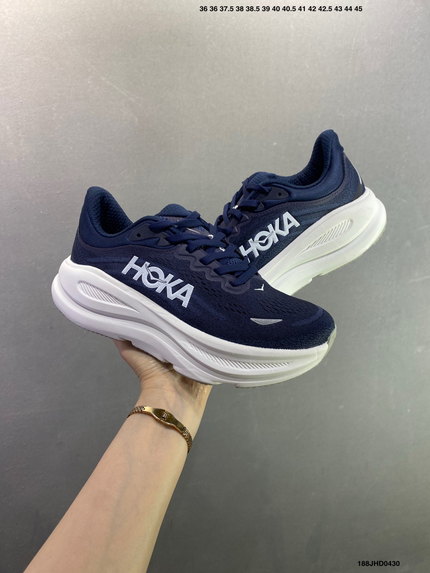 HOKA ONE ONE Bondi 9 机能缓震跑鞋 1162011/DNP-Top High Quatity Cheap Sneakers Fashion Clothing Clothes Bags handbags Shoes of all Brand wholesale With The best Quality And Beautiful Price from China Factory Chinese suppliers wholesaler seller HOKA ONE ONE Bondi 9 机能缓震跑鞋 1162011/DNP