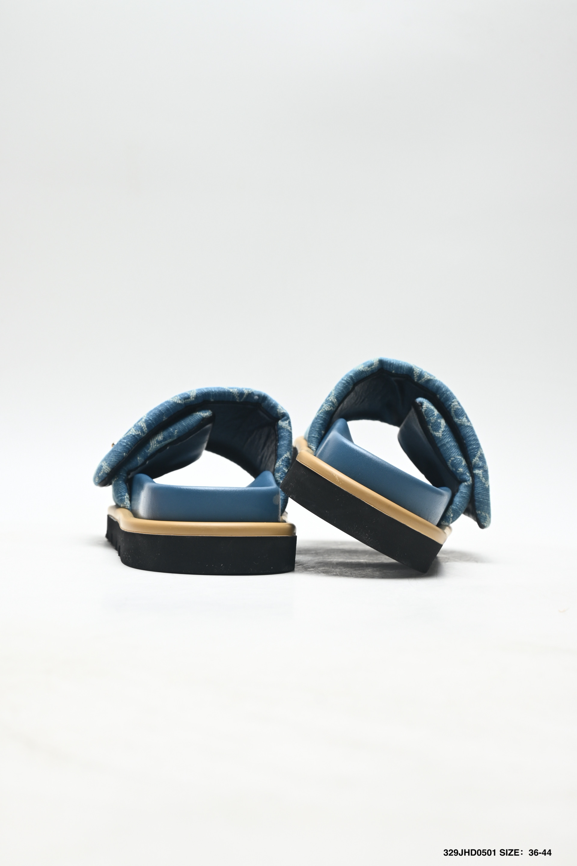 LOUIS VUITTON路易威登 牛仔布 经典老花 LV 拖鞋-Top High Quatity Cheap Sneakers Fashion Clothing Clothes Bags handbags Shoes of all Brand wholesale With The best Quality And Beautiful Price from China Factory Chinese suppliers wholesaler seller LOUIS VUITTON路易威登 牛仔布 经典老花 LV 拖鞋