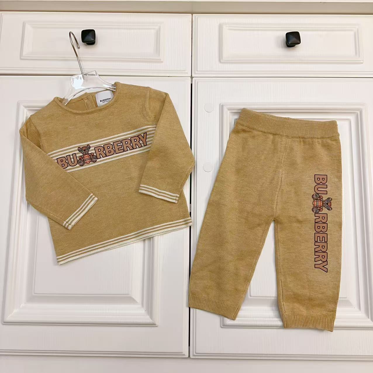 博柏利 Burberry 高定典藏名品高定成衣时装外套连衣裙衬衫T恤 #005380C8 2