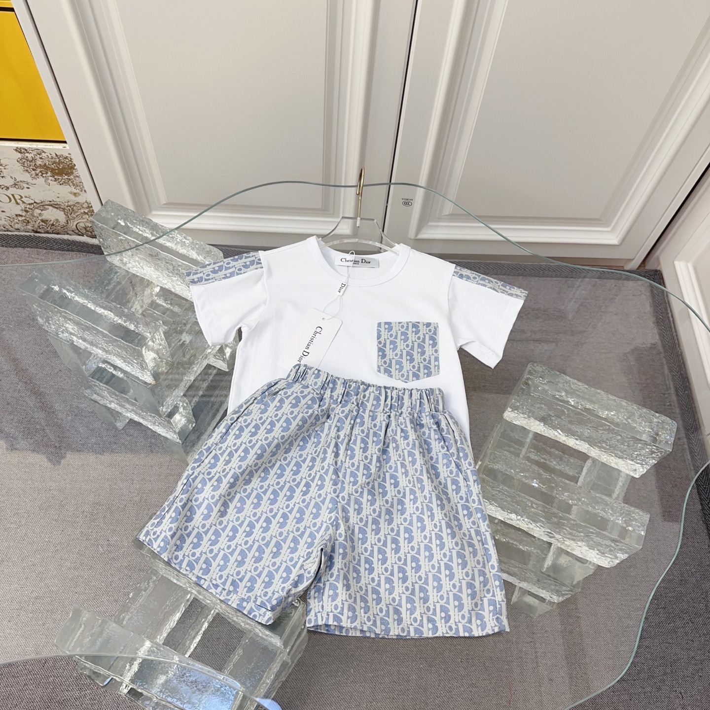 _duo9s7xhDoZix7NjUnEjXvd_ywpgTtzHIWSEk0A