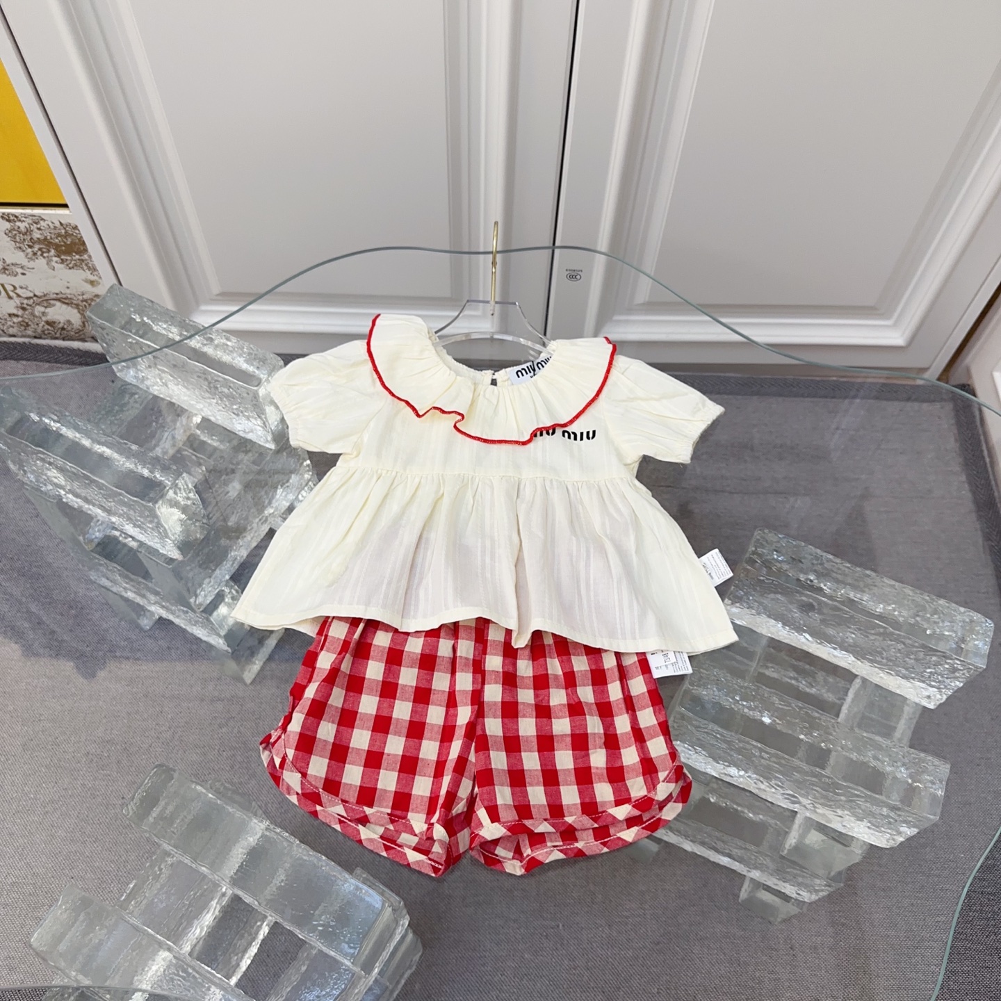 无少@98 Tallas: 73-110 Nuevo🆕 🍒Set de verano dulce para niña｜¡El estilo miu me encanta! ¿Quién lo entiende? Este set pa…