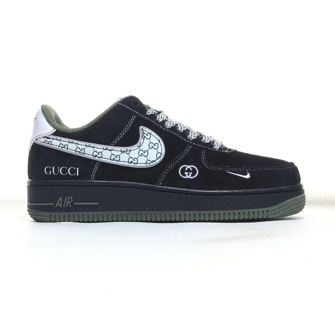 💰270
Nike Air Force 1 Low 07 x GUCCI 黑白绿小勾满天星
官方货号：BB9577 113XK
Size：36 36.5 37.5 38 38.5 39 40 40.5 41 42 42.5 43 44 44.5 45